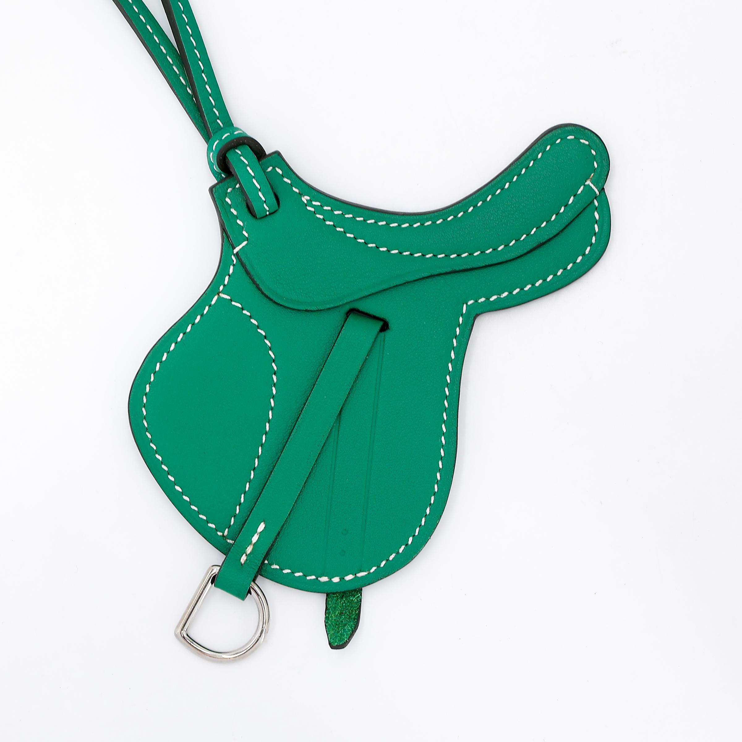 SA超美品 HERMÈS 爱马仕 Paddock Saddle Selle 挂件 Z6 孔雀绿 Malachite 皮革 银扣 - 2