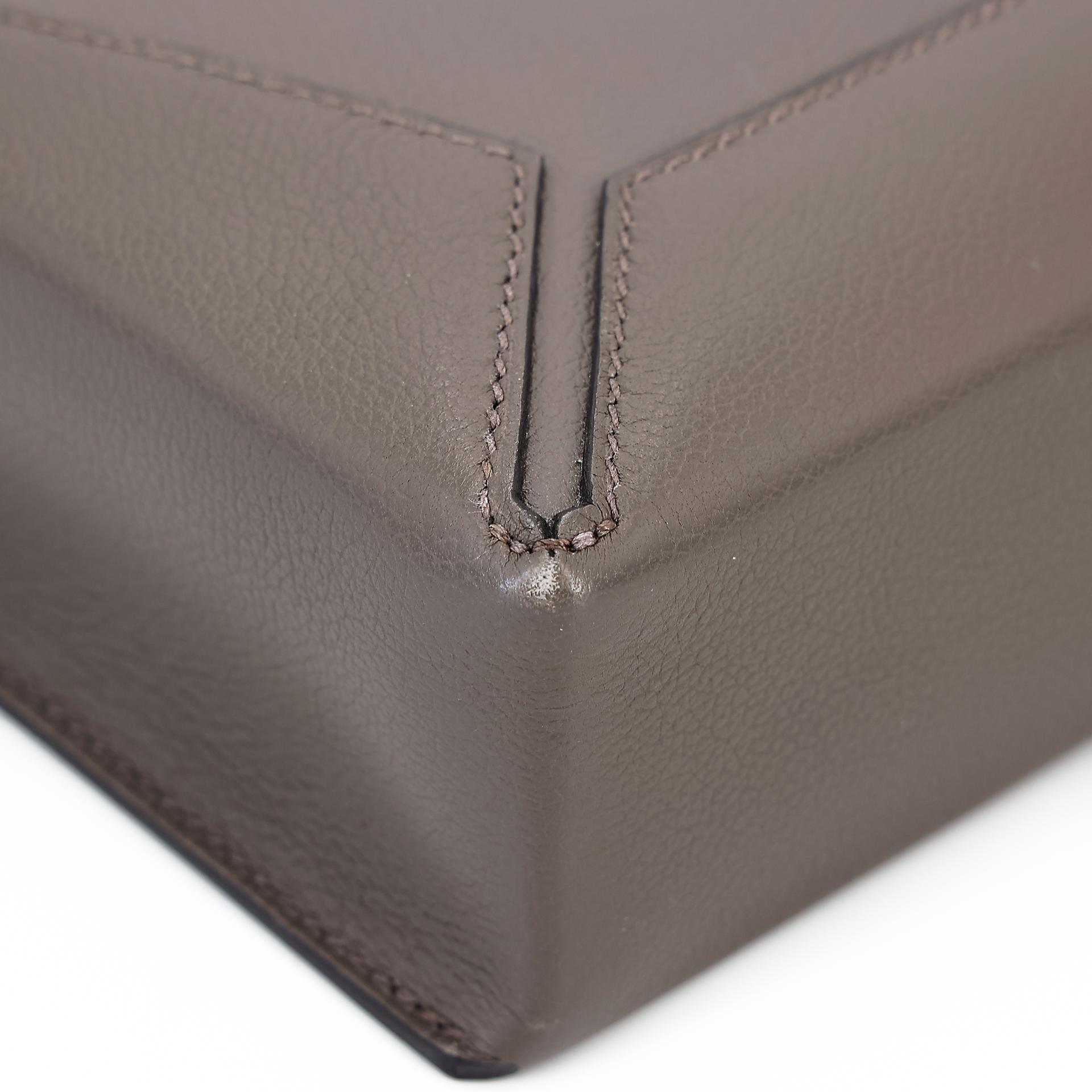 Very Good ( Rank A) HERMÈS Flash Messenger 28 Etain (8F) Evercolor Palladium hardware Z (2021) - 13