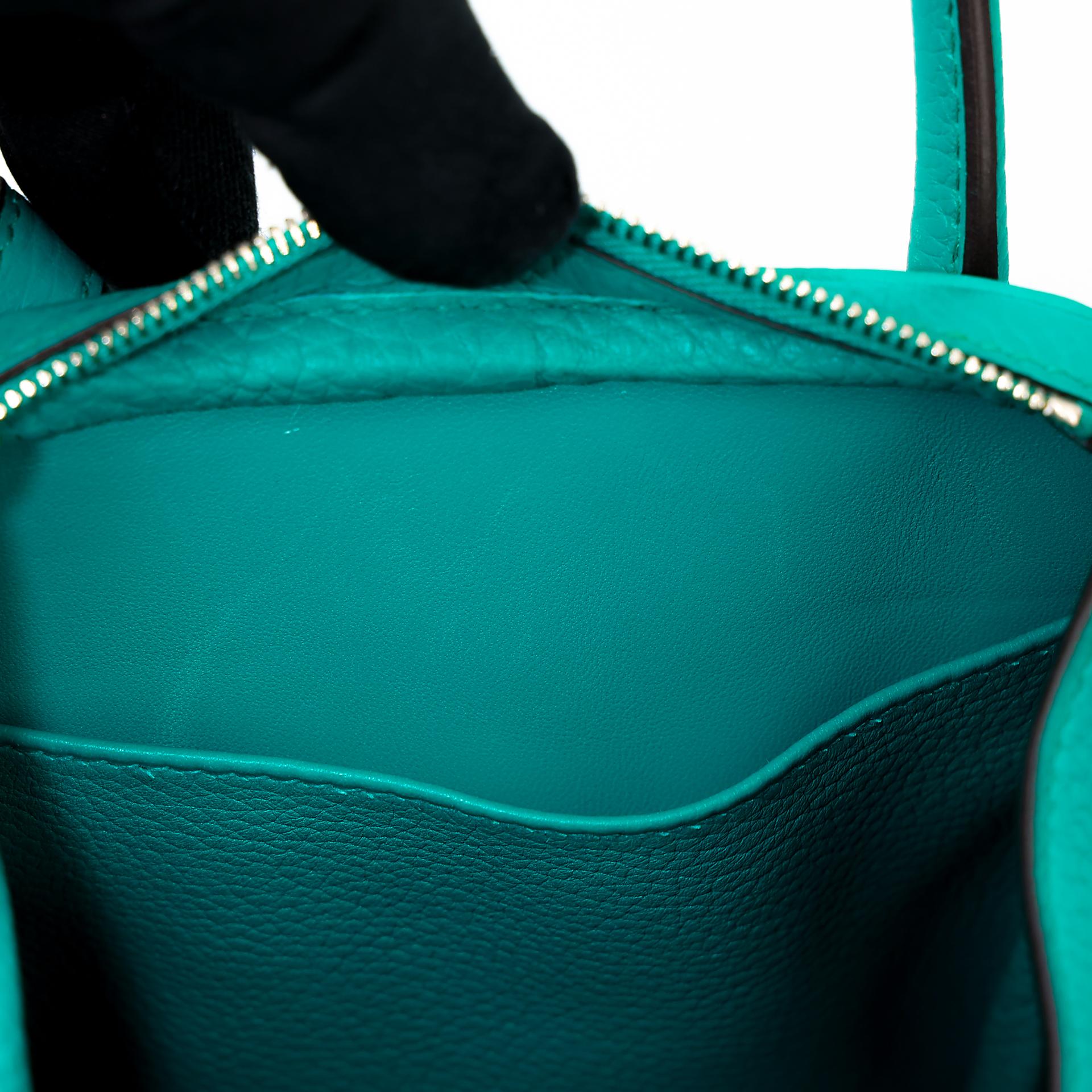 ランク A HERMÈS エルメス リンディ26 ブルーパオン (7F) トリヨン シルバー金具 X刻印 - 26