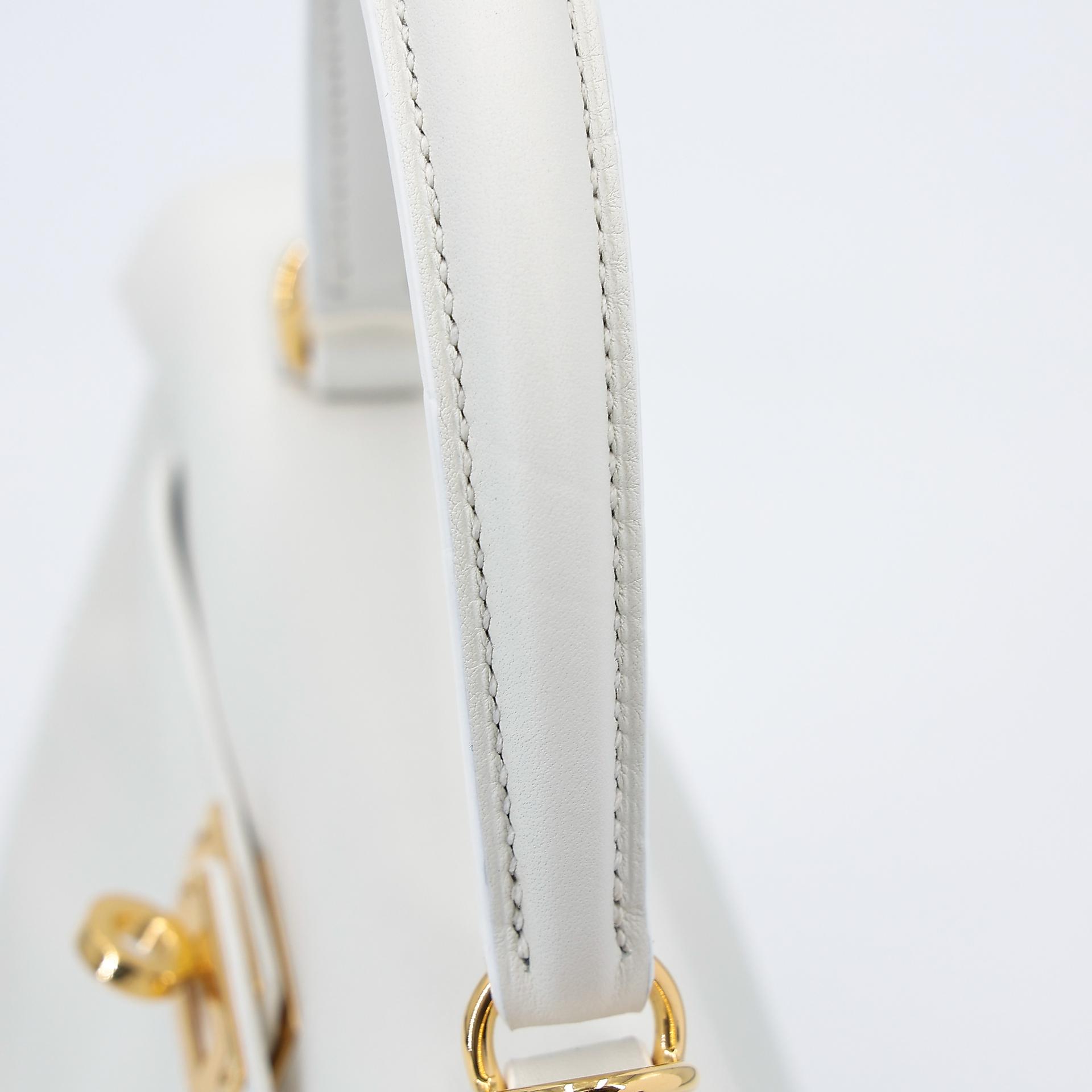 Excellent ( Rank SA ) HERMÈS Kelly 25 White (01) Swift Gold hardware D (2019) - 4