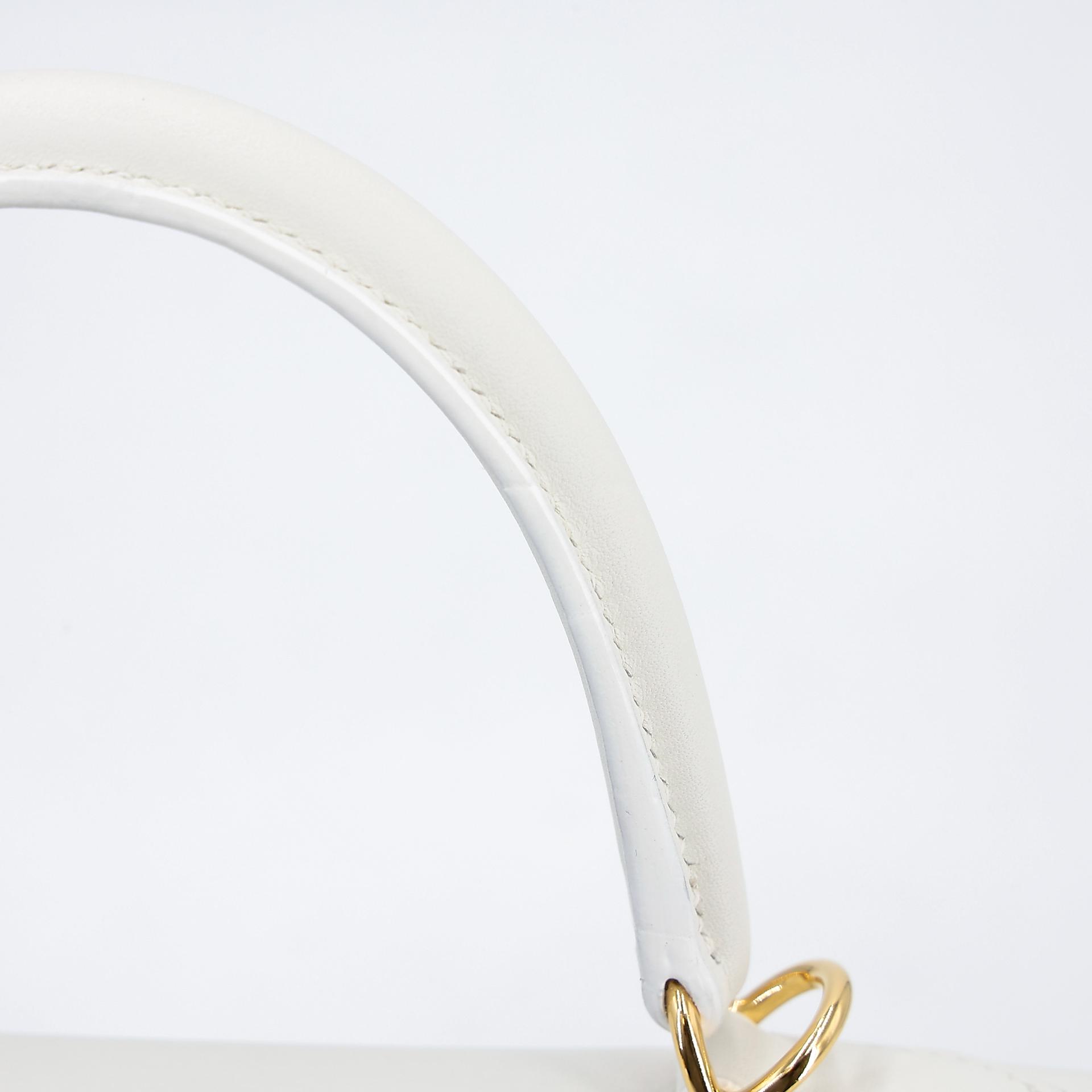 Excellent ( Rank SA ) HERMÈS Kelly 25 White (01) Swift Gold hardware D (2019) - 6