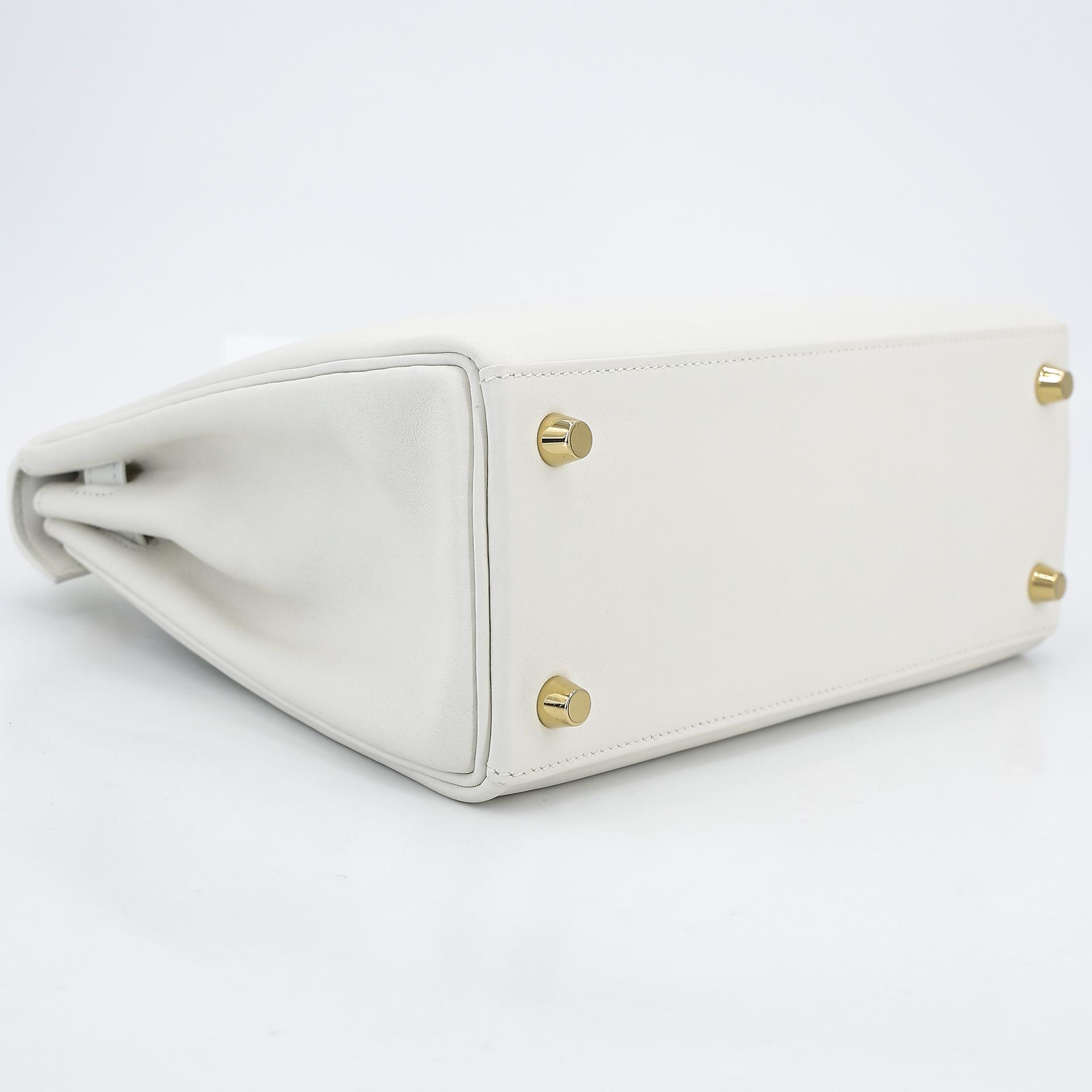 Excellent ( Rank SA ) HERMÈS Kelly 25 White (01) Swift Gold hardware D (2019) - 12