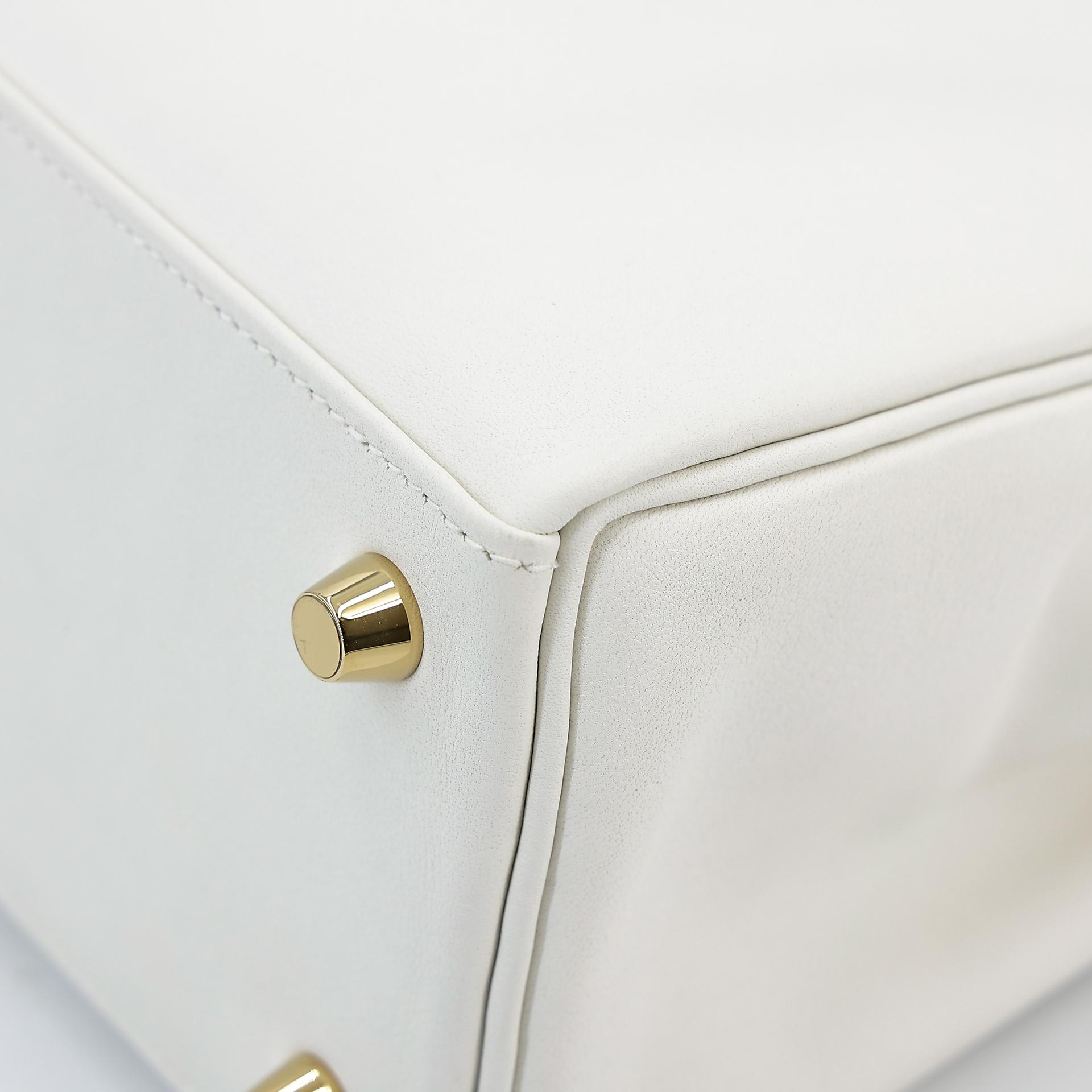 Excellent ( Rank SA ) HERMÈS Kelly 25 White (01) Swift Gold hardware D (2019) - 15