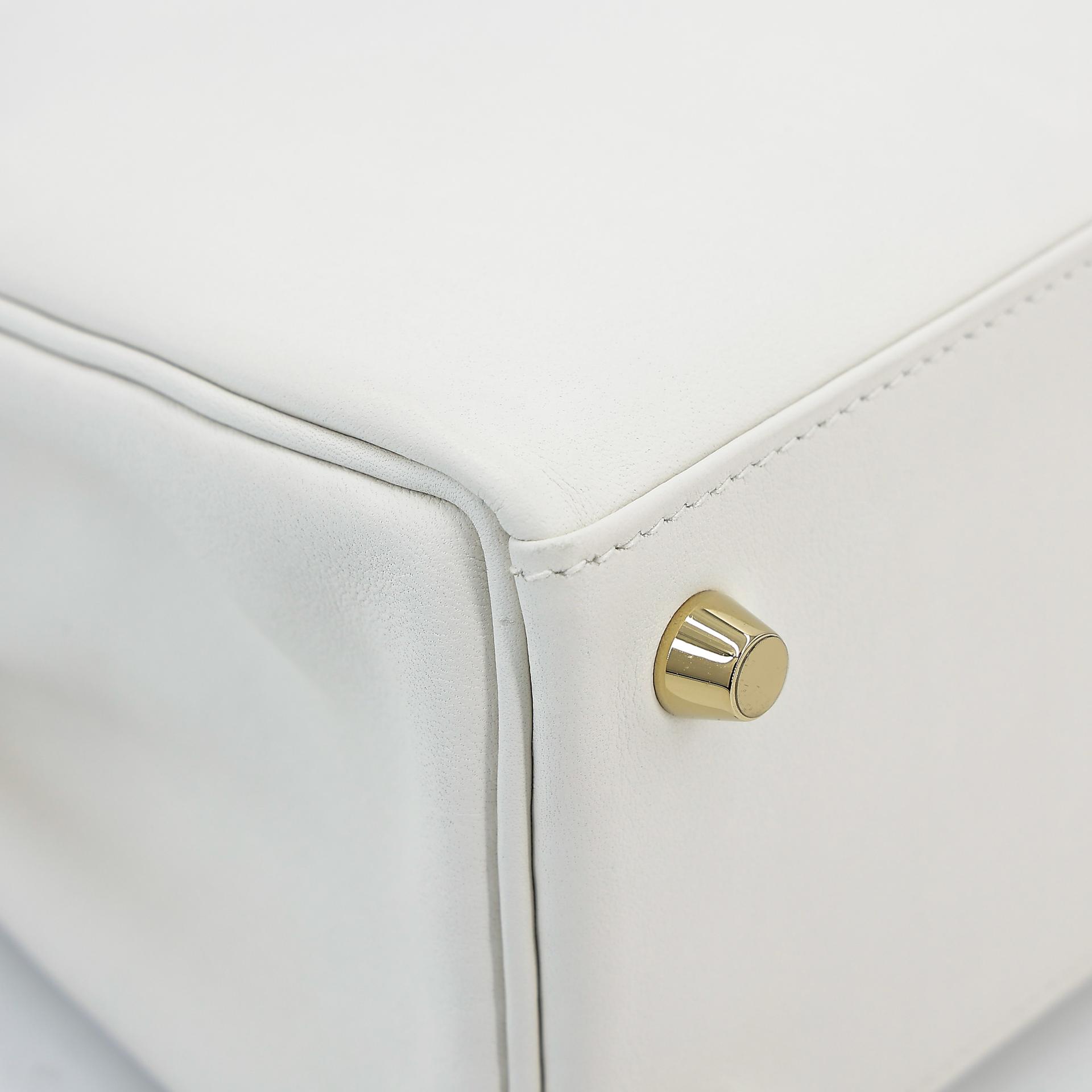 Excellent ( Rank SA ) HERMÈS Kelly 25 White (01) Swift Gold hardware D (2019) - 16