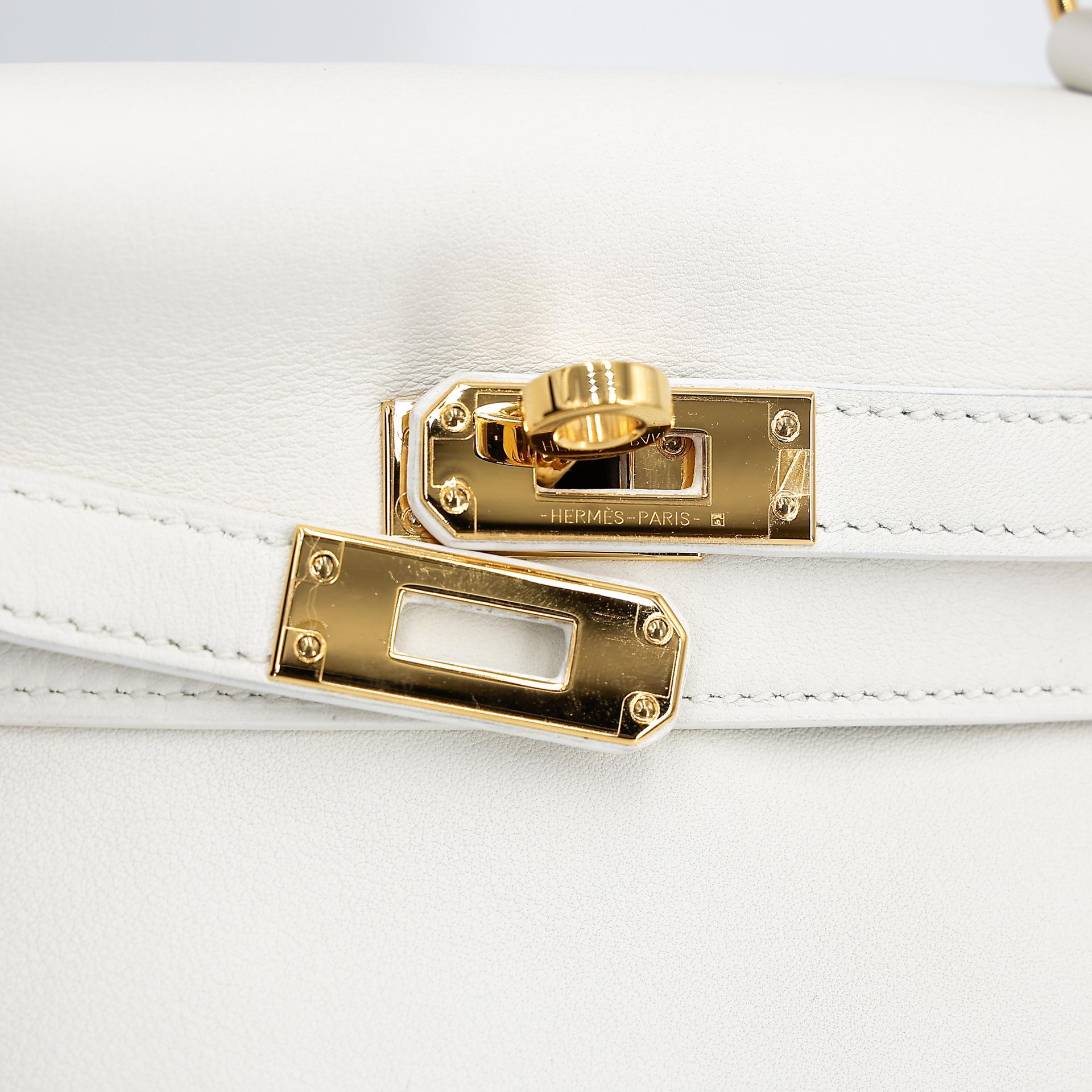 Excellent ( Rank SA ) HERMÈS Kelly 25 White (01) Swift Gold hardware D (2019) - 19