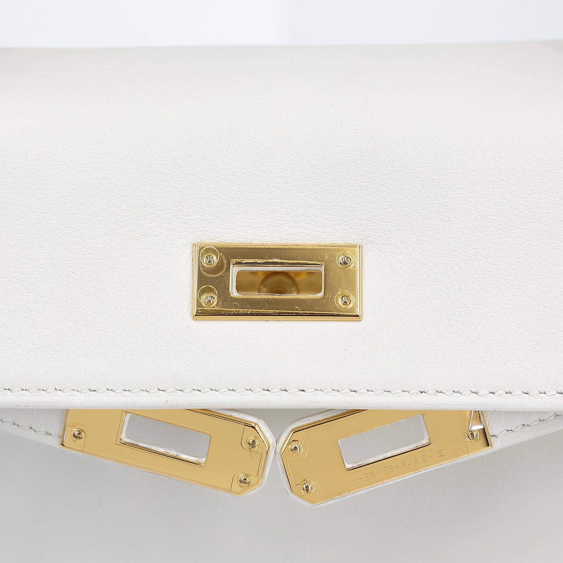 Excellent ( Rank SA ) HERMÈS Kelly 25 White (01) Swift Gold hardware D (2019) - 21