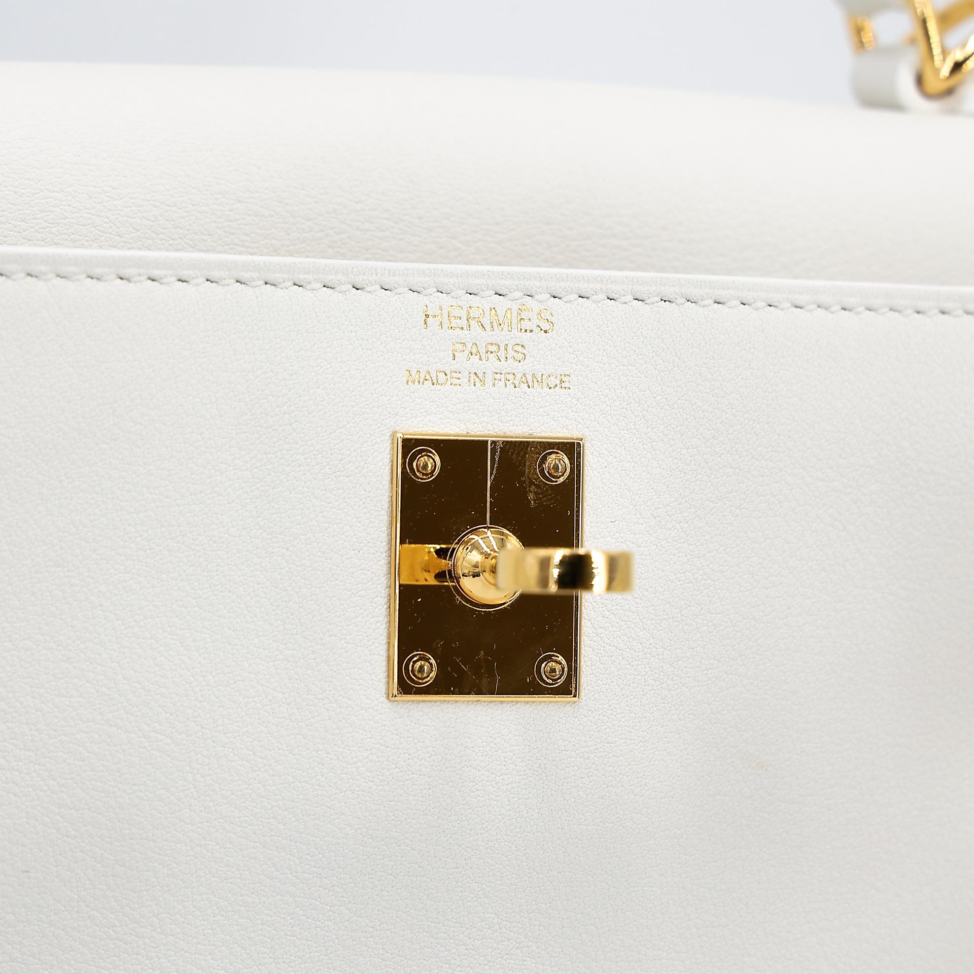Excellent ( Rank SA ) HERMÈS Kelly 25 White (01) Swift Gold hardware D (2019) - 25