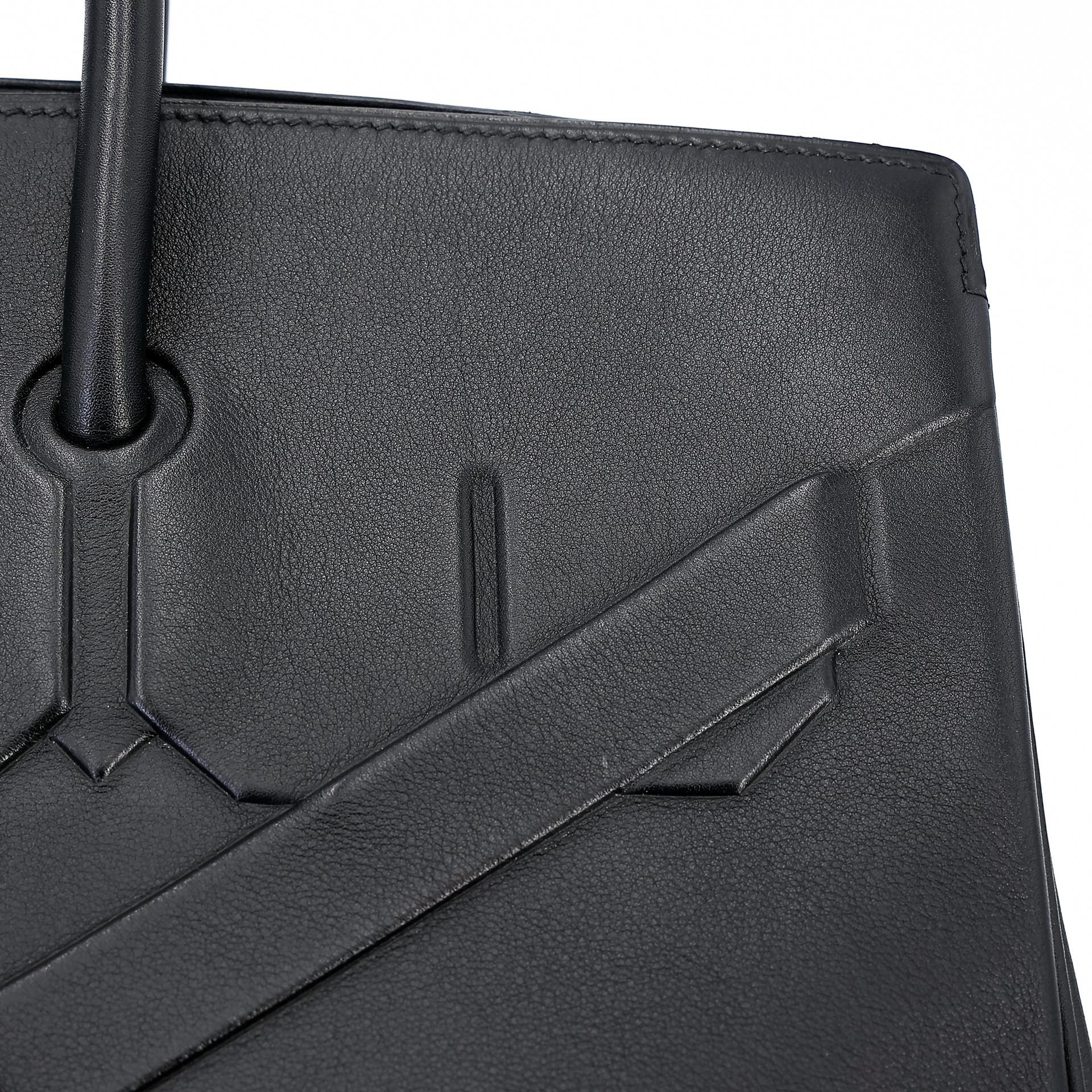Good ( Rank AB) HERMÈS Limited Edition Birkin 35 Shadow Black (89) Swift Palladium hardware Square M (2009) - 23