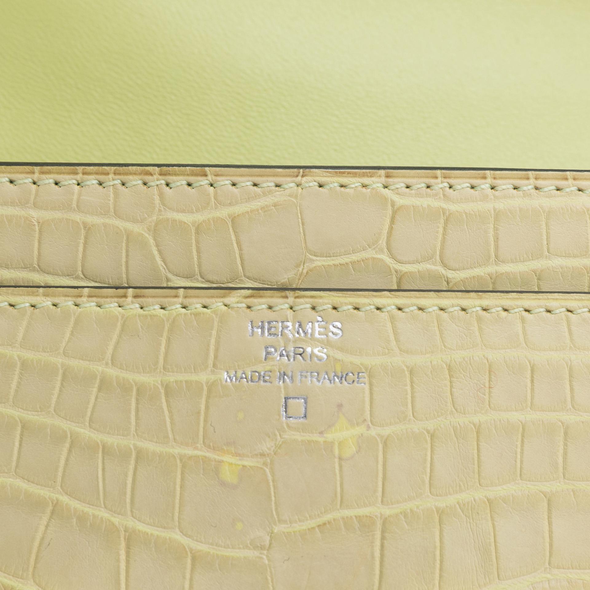Fair ( Rank B )  HERMÈS  Constance To Go Jaune Bourgeon (R9) Matte Alligator Palladium hardware Z (2021) - 9