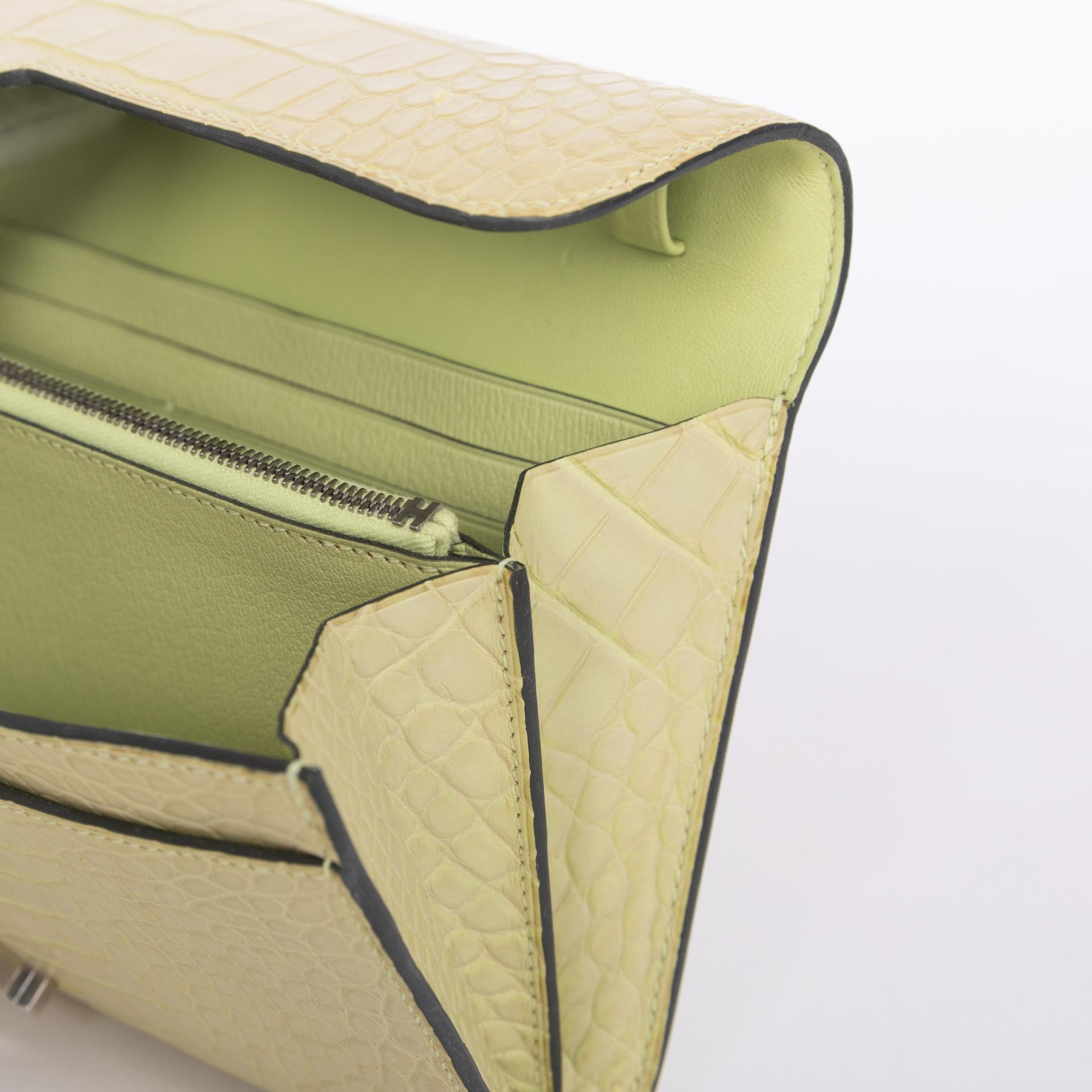 Fair ( Rank B )  HERMÈS  Constance To Go Jaune Bourgeon (R9) Matte Alligator Palladium hardware Z (2021) - 10