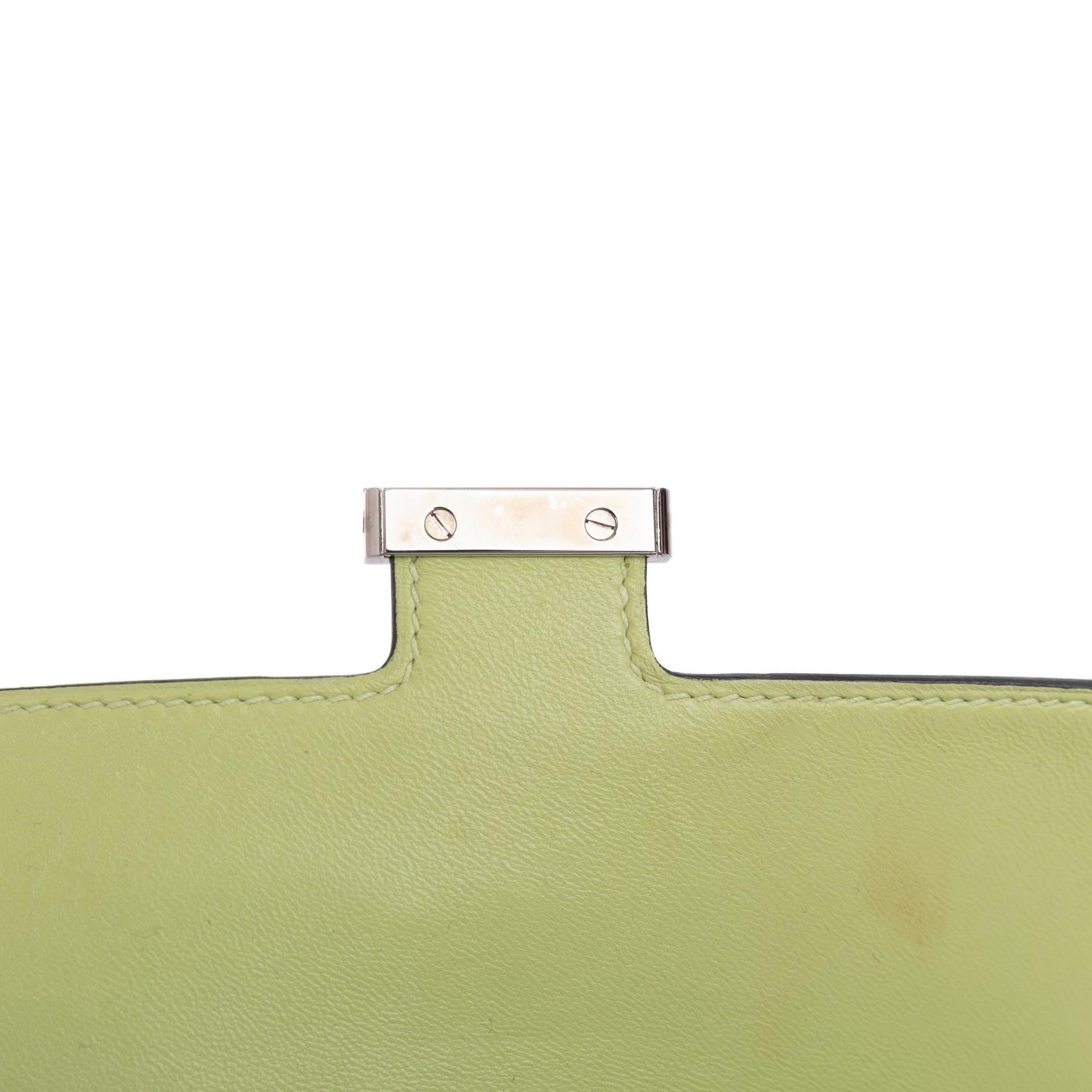 Fair ( Rank B )  HERMÈS  Constance To Go Jaune Bourgeon (R9) Matte Alligator Palladium hardware Z (2021) - 8