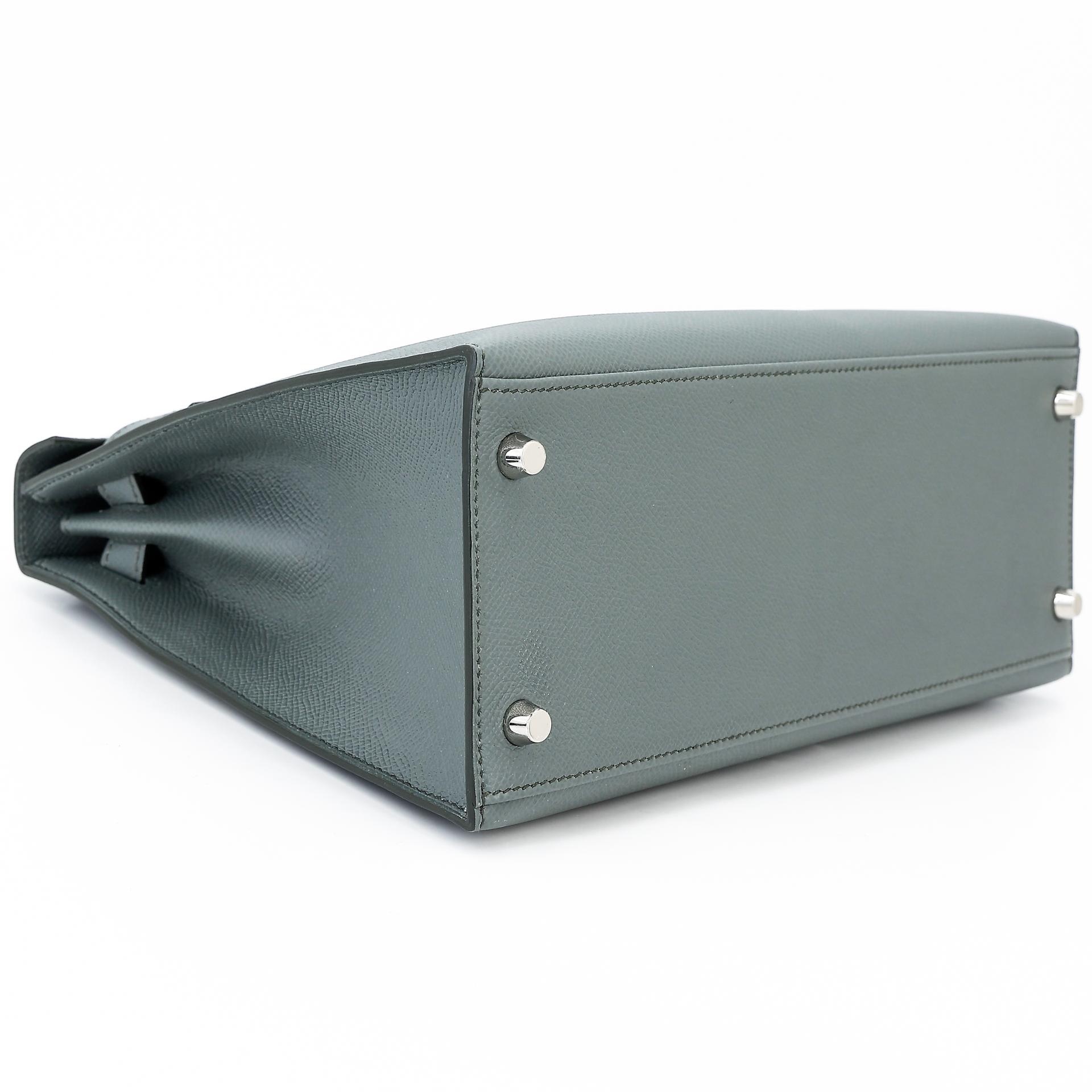 Excellent ( Rank SA ) HERMÈS Kelly 28 Sellier Vert Amande (63) Epsom Palladium hardware D (2019) - 5