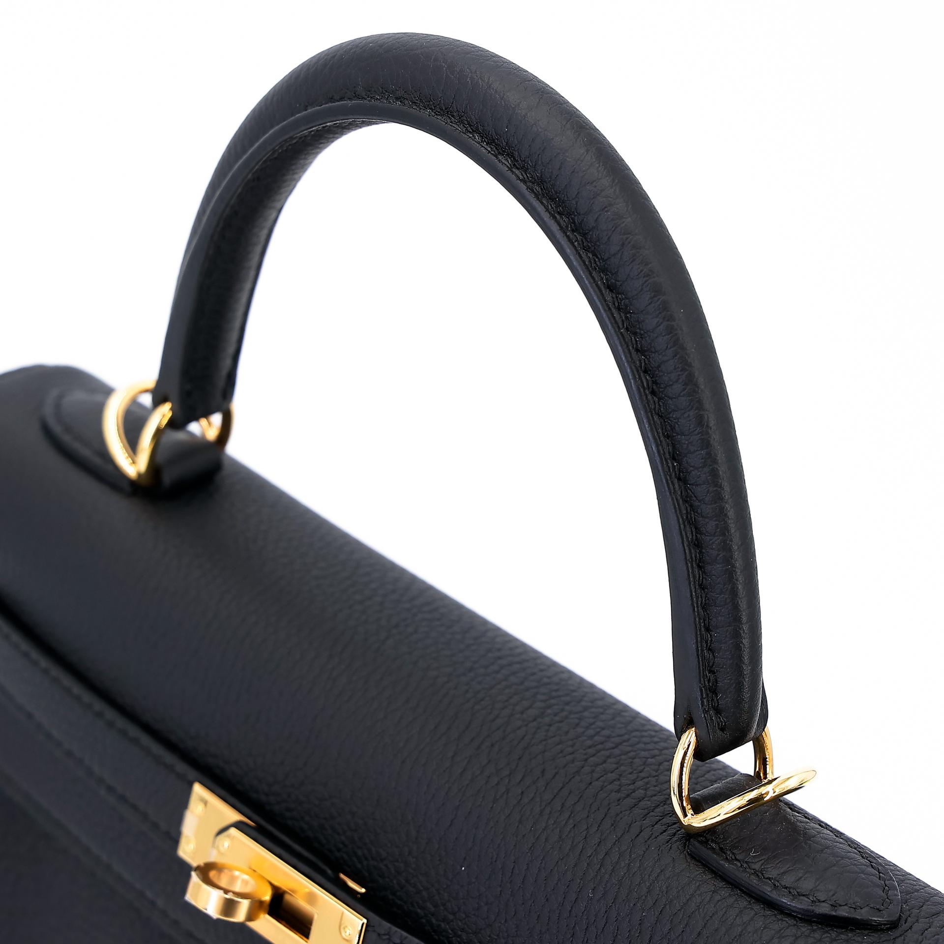 Brand New ( Rank N ) HERMÈS Kelly 25 Black (89) Togo Gold hardware W (2024) - 3