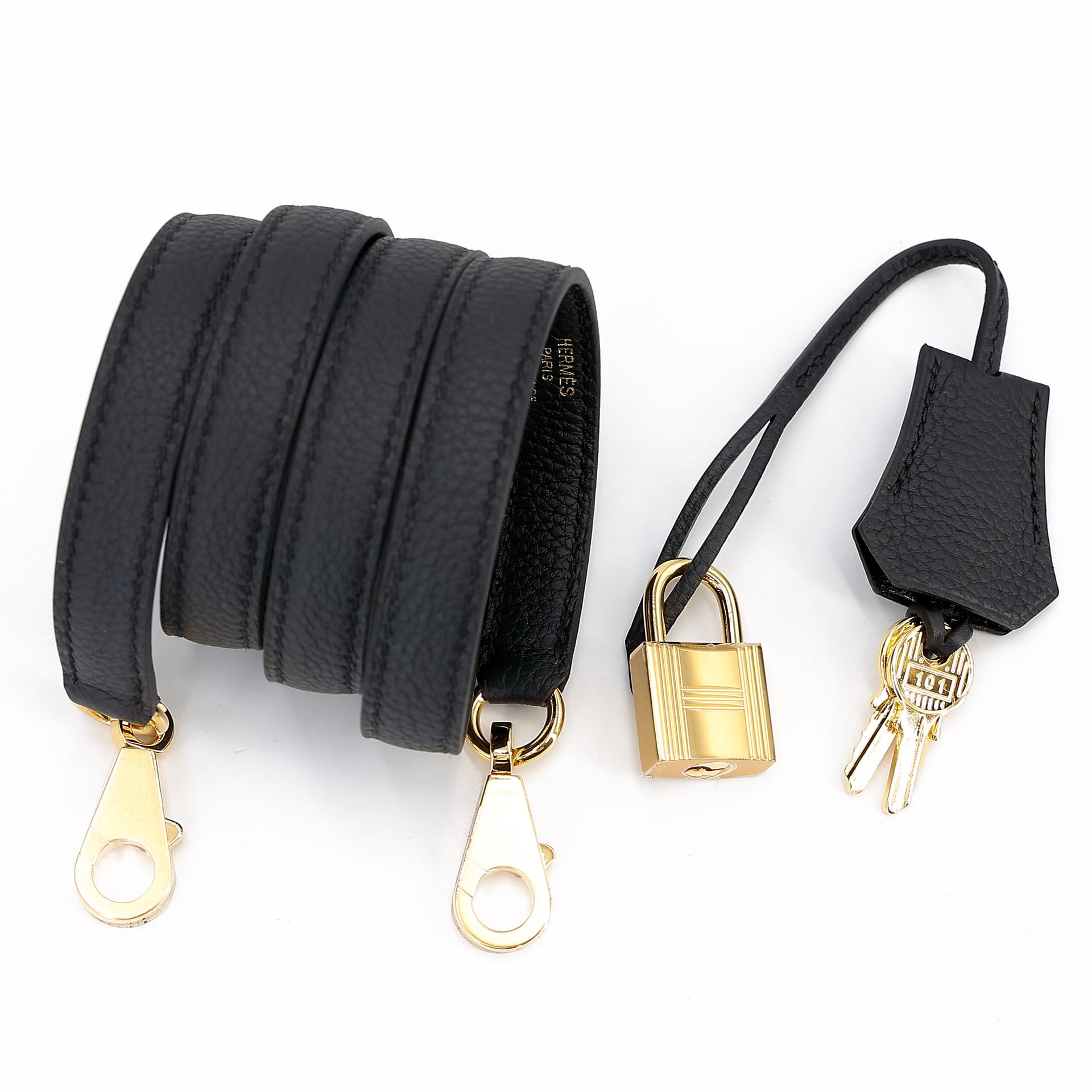 Brand New ( Rank N ) HERMÈS Kelly 25 Black (89) Togo Gold hardware W (2024) - 16