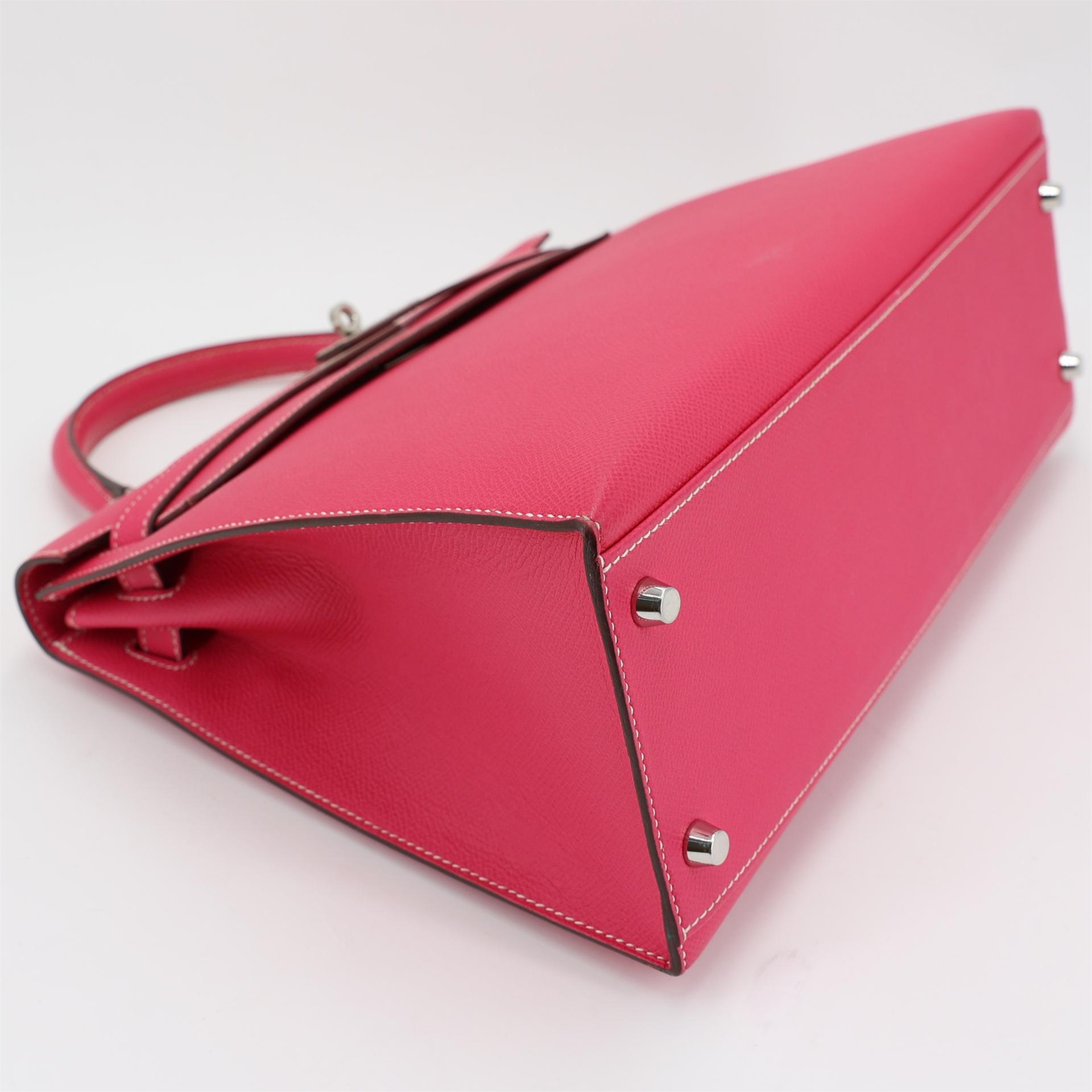 Very Good ( Rank A) HERMÈS Kelly 32 Sellier Rose Tyrien (E5) Epsom Palladium hardware Square Q (2013) - 4