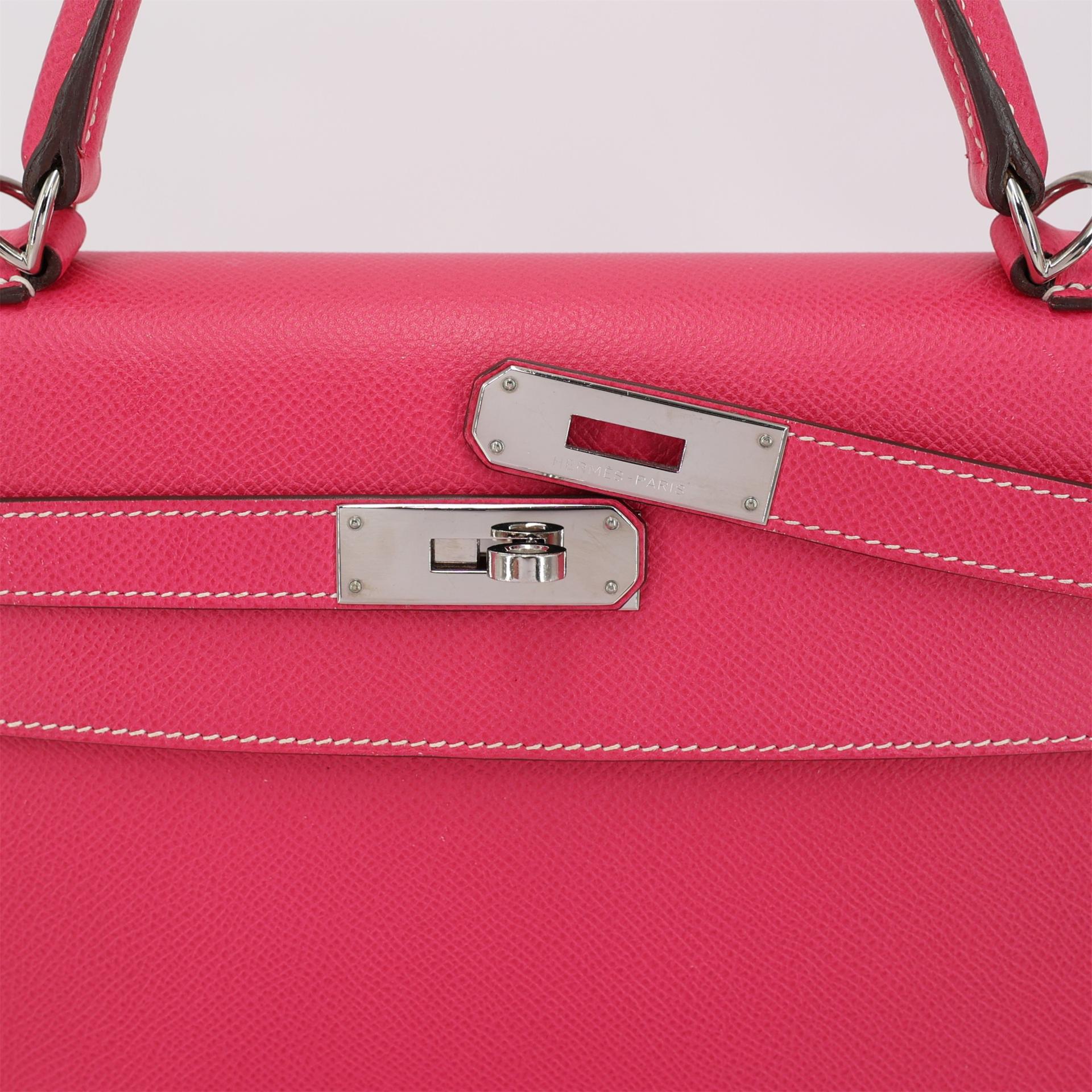 Very Good ( Rank A) HERMÈS Kelly 32 Sellier Rose Tyrien (E5) Epsom Palladium hardware Square Q (2013) - 8