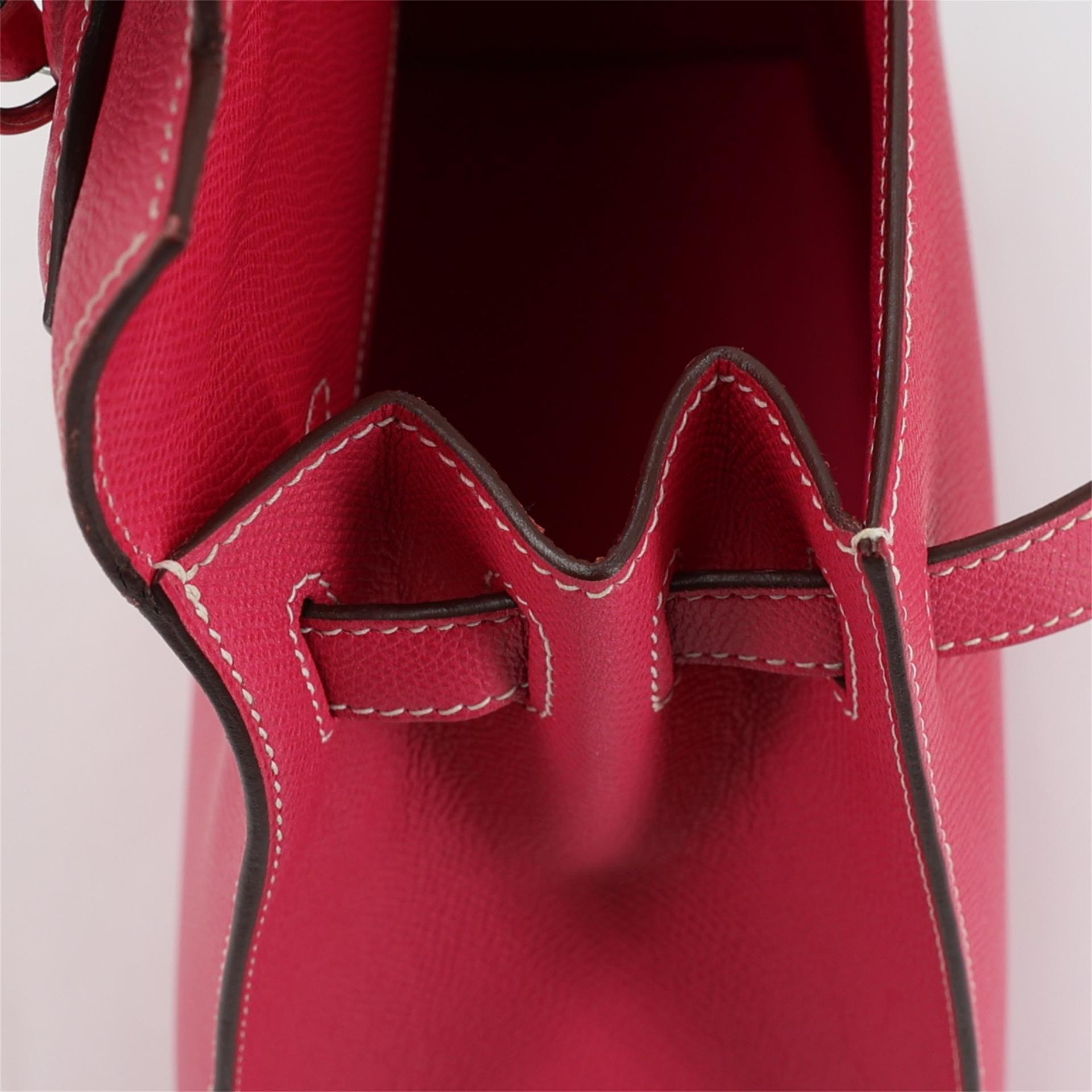 Very Good ( Rank A) HERMÈS Kelly 32 Sellier Rose Tyrien (E5) Epsom Palladium hardware Square Q (2013) - 13