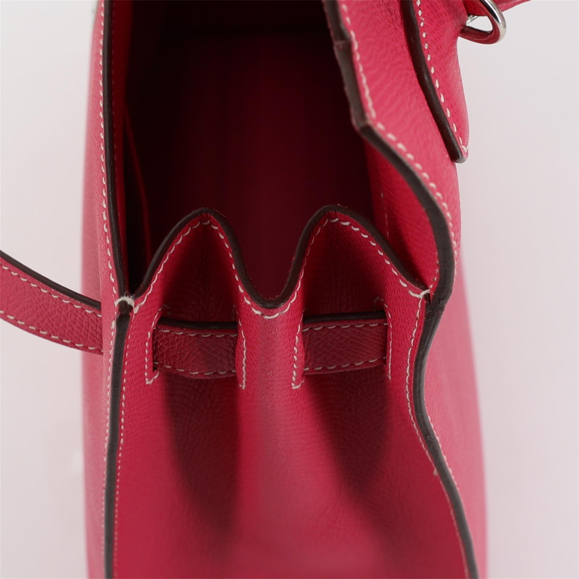 Very Good ( Rank A) HERMÈS Kelly 32 Sellier Rose Tyrien (E5) Epsom Palladium hardware Square Q (2013) - 14