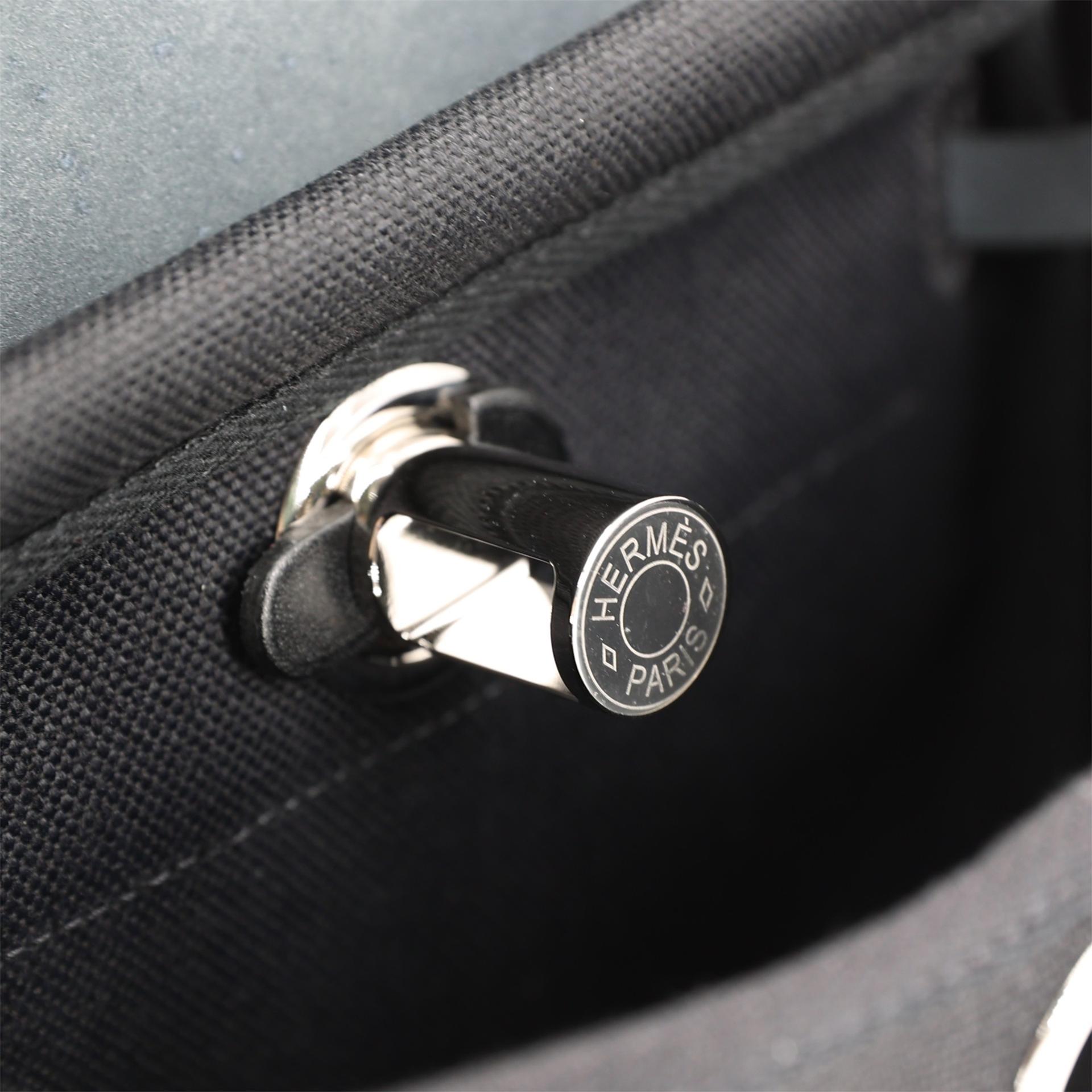 Brand New ( Rank N ) HERMÈS Herbag Zip Mini 20 Black (89) Vache Toile Militaire canvas Palladium hardware W (2024) - 12