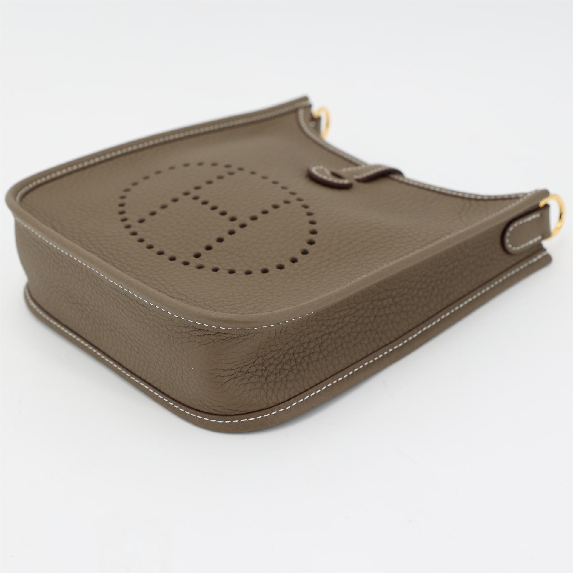 全新 HERMÈS 愛馬仕 Mini Evelyne 16 Amazone 112cm 18 大象灰 Etoupe Clemence小牛皮 金扣 W刻 2024年 - 4