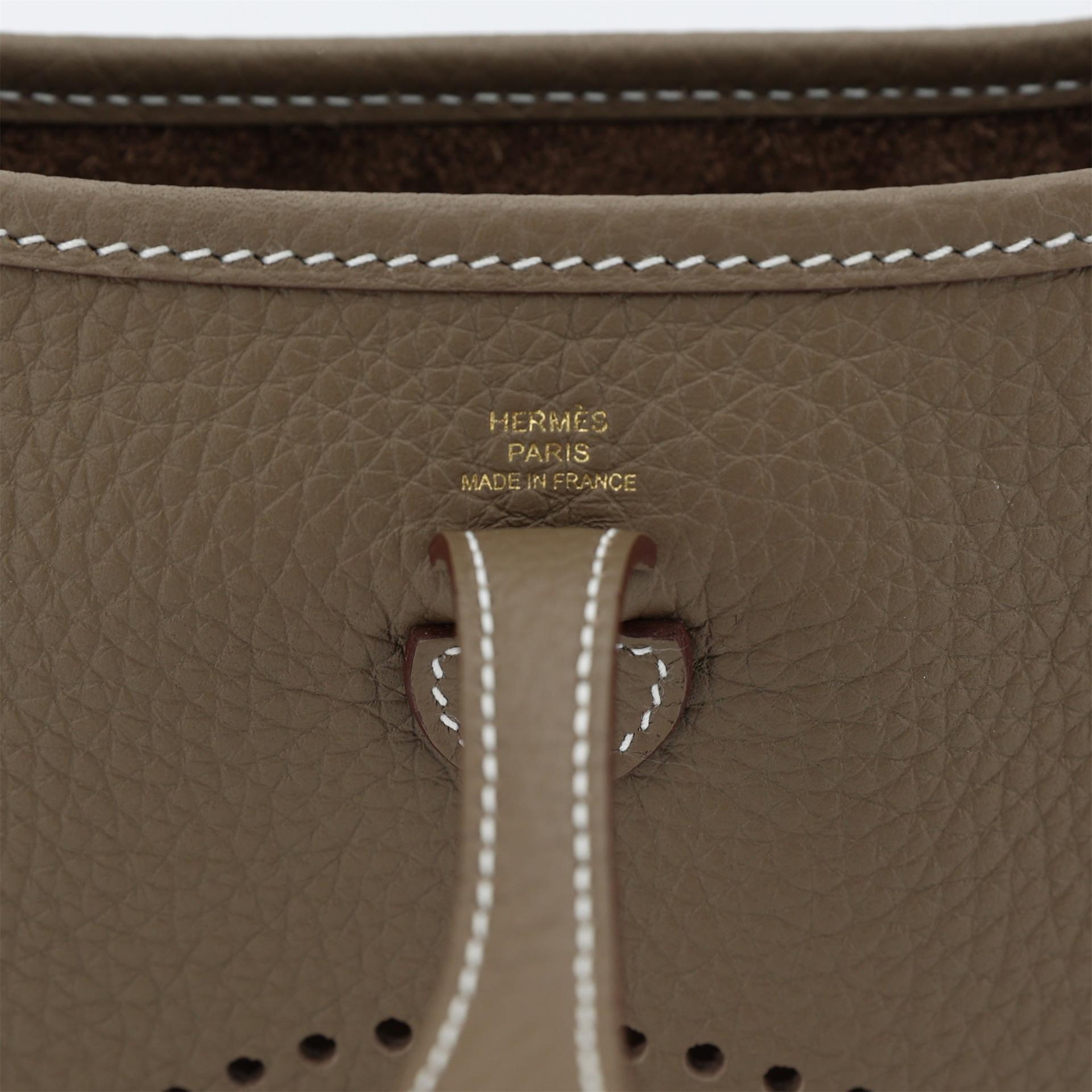全新 HERMÈS 愛馬仕 Mini Evelyne 16 Amazone 112cm 18 大象灰 Etoupe Clemence小牛皮 金扣 W刻 2024年 - 9