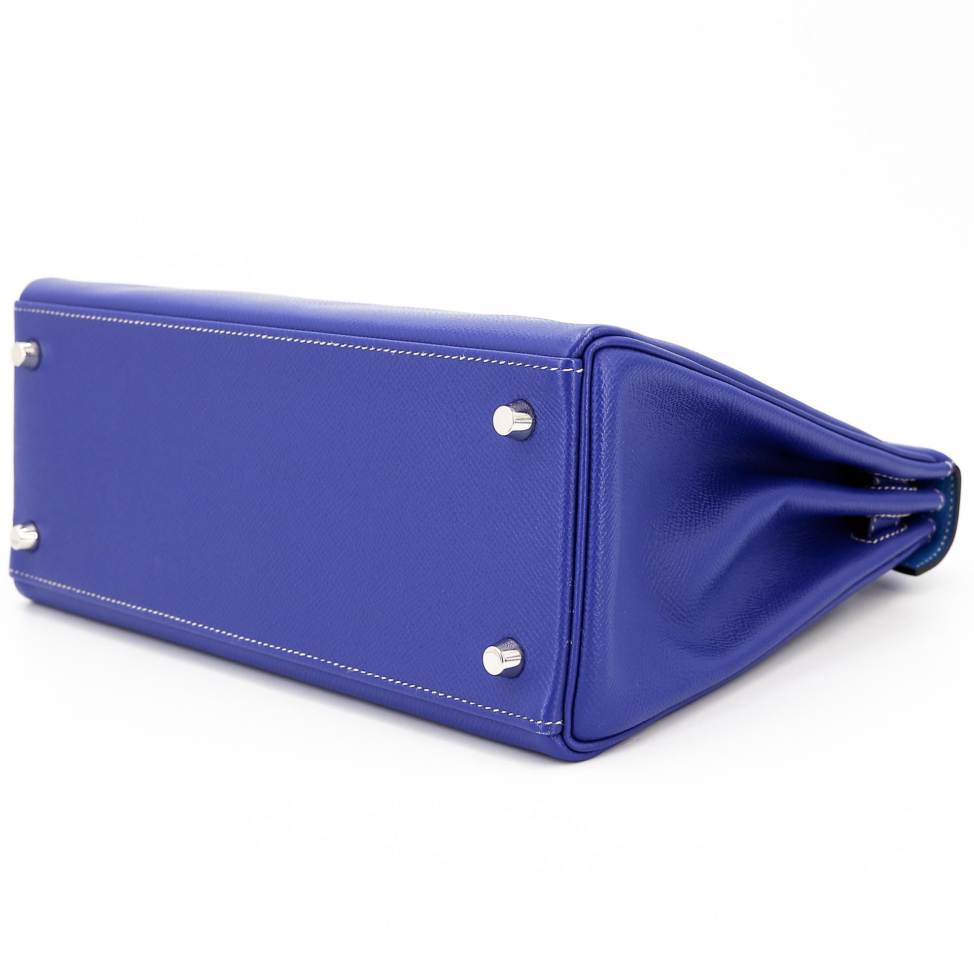Very Good ( Rank A) HERMÈS Kelly 28 Verso Bleu Electrique (7T) Bleu de Prusse (7P) Epsom Palladium hardware Square P (2012) - 6