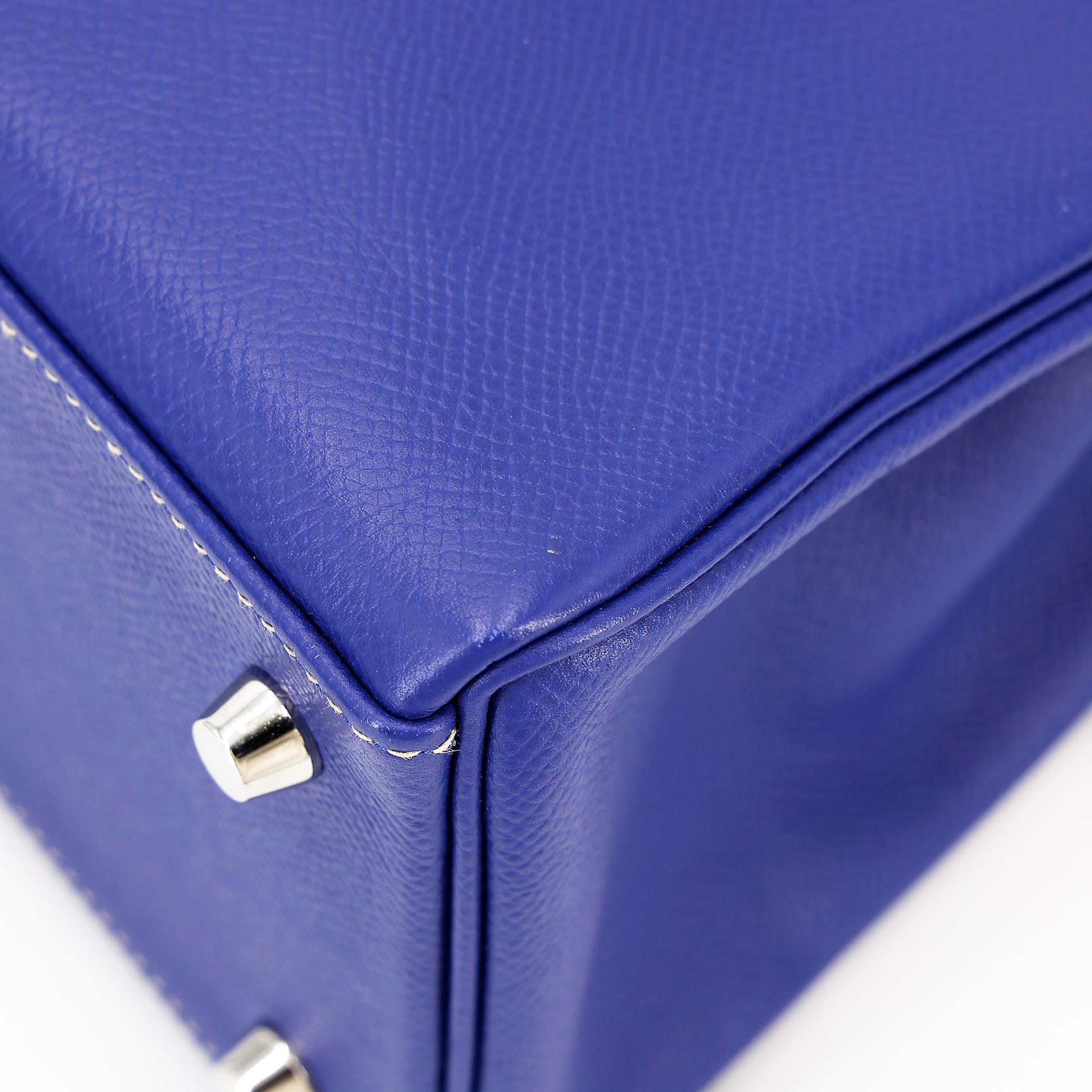 Very Good ( Rank A) HERMÈS Kelly 28 Verso Bleu Electrique (7T) Bleu de Prusse (7P) Epsom Palladium hardware Square P (2012) - 13