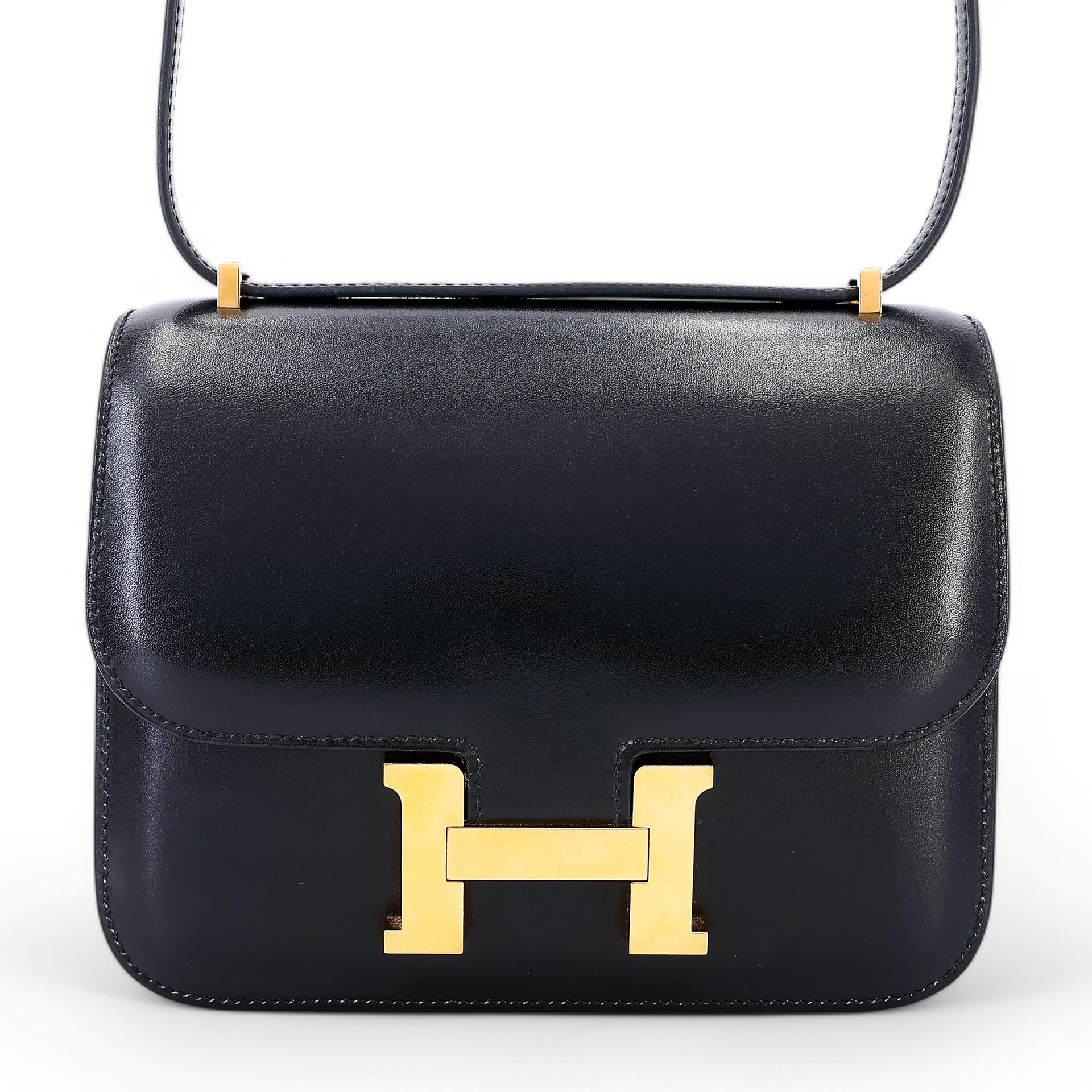 A美品 HERMÈS 爱马仕 Constance 康康 Mini 19 89 黑色 Noir Box牛皮 金扣 Y刻 2020年 - 1