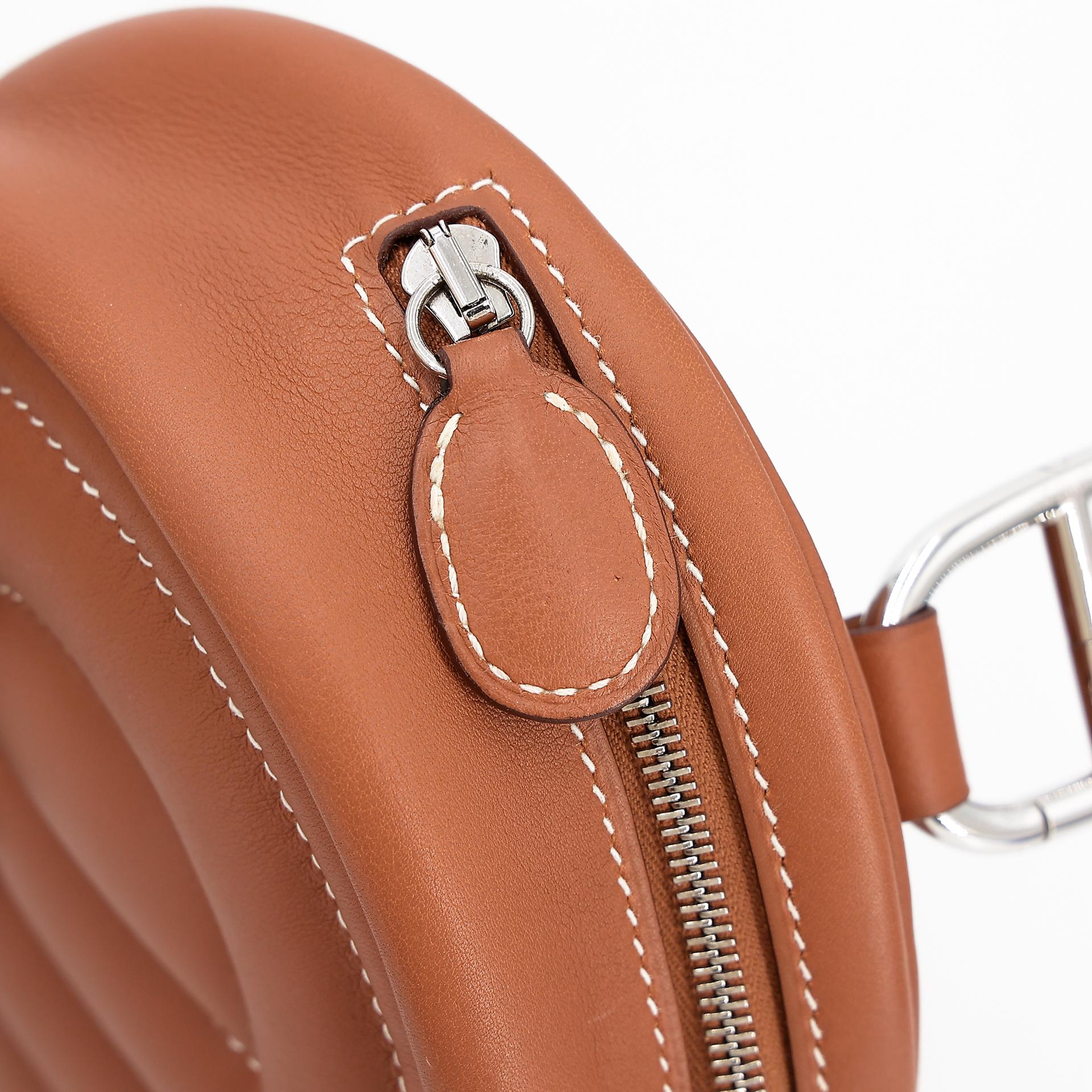Excellent ( Rank SA ) HERMÈS In-The-Loop belt bag Gold (37) Swift Palladium hardware D (2019) - 13