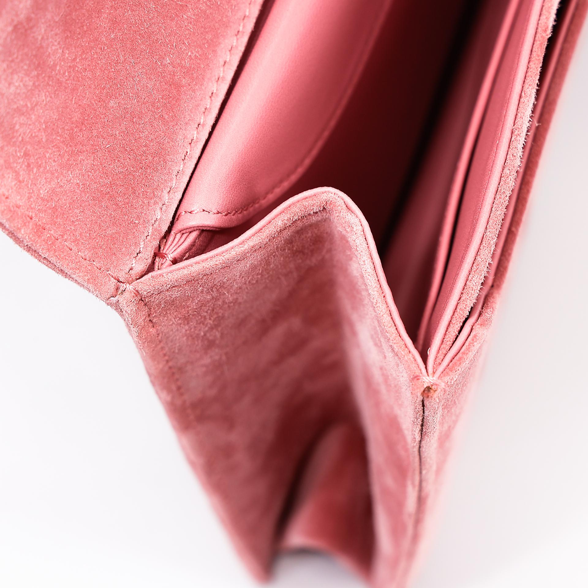Excellent ( Rank SA ) HERMÈS Verrou 21 Clutch Rose Indien (5N) Doblis Suede Permabrass hardware Square R (2014) - 20