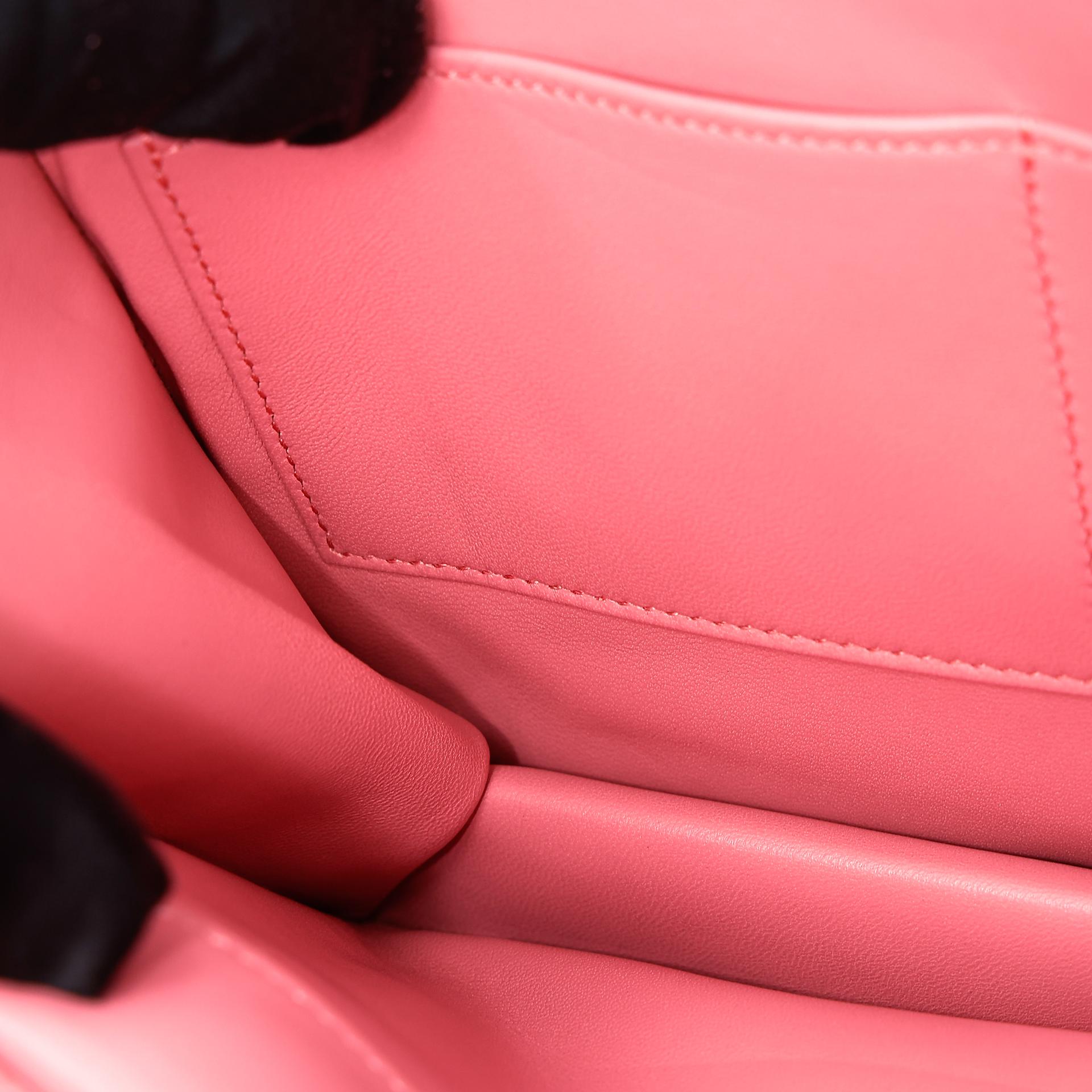 Excellent ( Rank SA ) HERMÈS Verrou 21 Clutch Rose Indien (5N) Doblis Suede Permabrass hardware Square R (2014) - 27