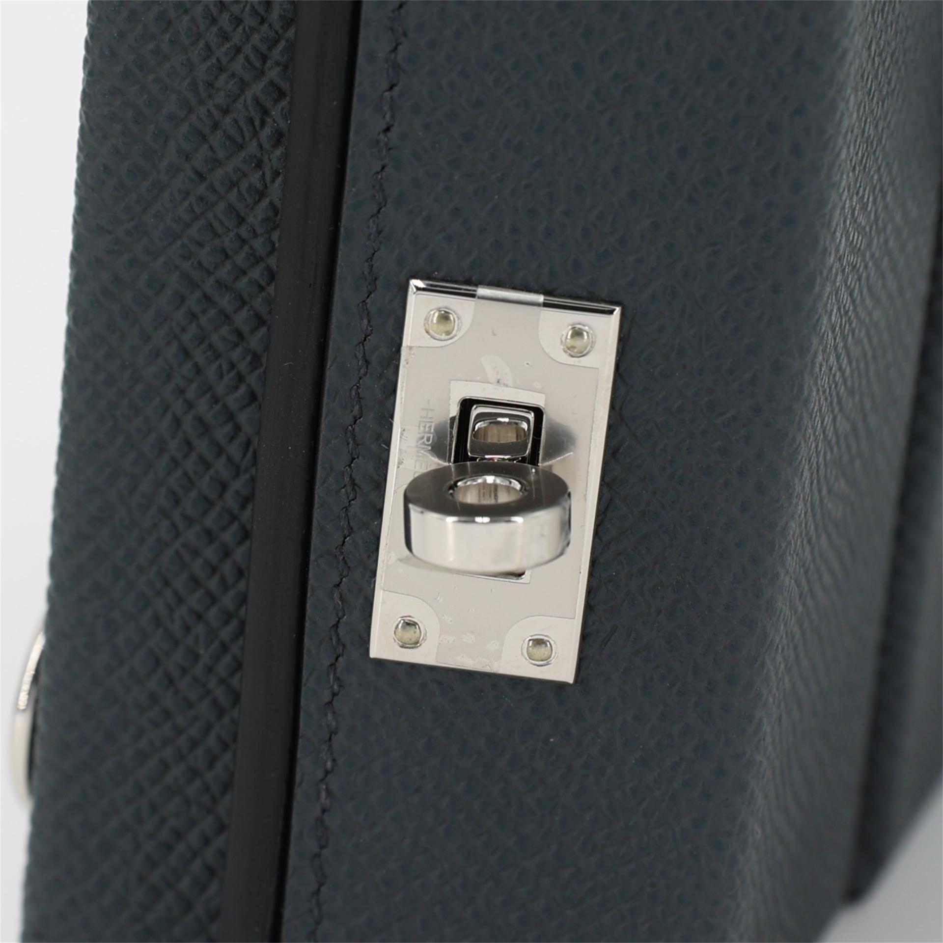 Brand New ( Rank N ) HERMÈS Kelly Multipocket To Go Pouch Gris misty (H0) Epsom Palladium hardware W (2024) - 14
