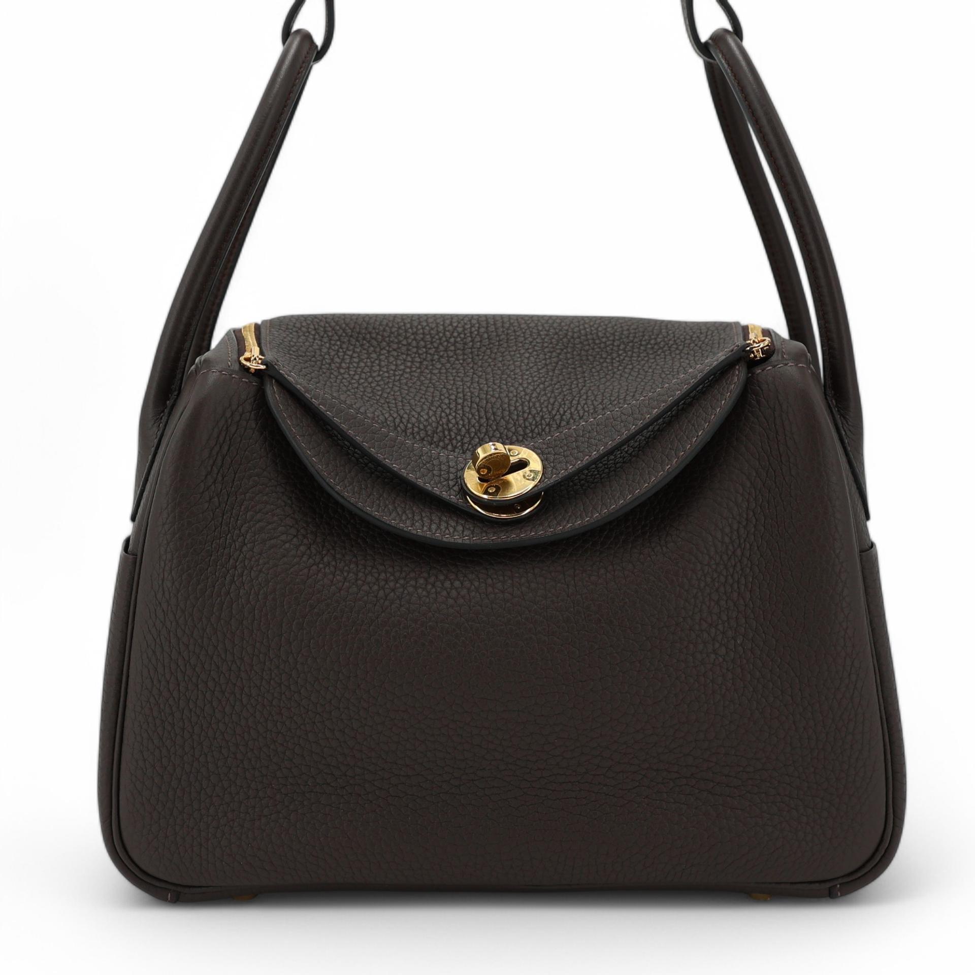 Excellent ( Rank SA ) HERMÈS Lindy 26 Ebene (46) Clemence Gold hardware D (2019) - 1