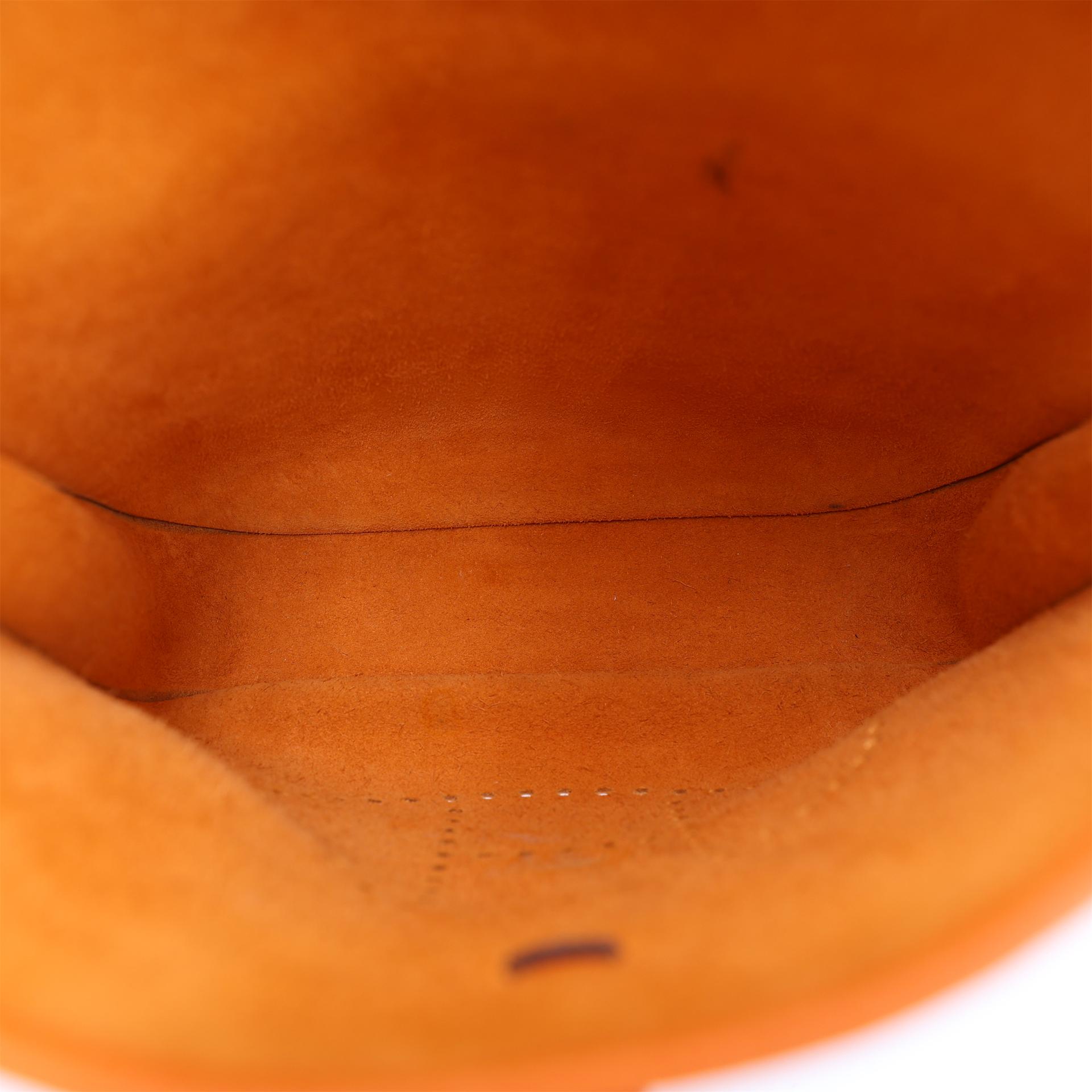 Good ( Rank AB) HERMÈS Evelyne 29 Orange Clemence Palladium hardware Square N (2010) - 9