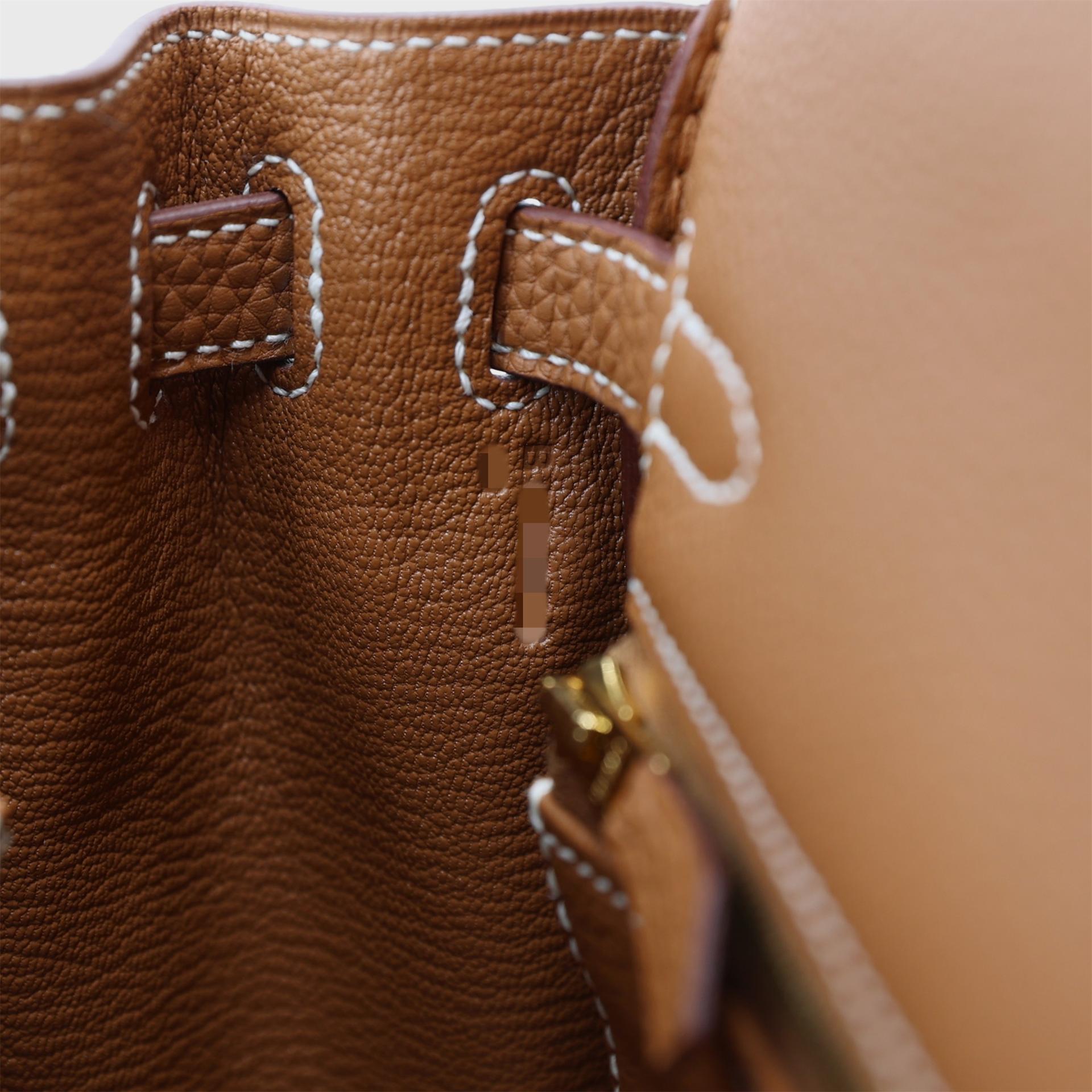 Very Good ( Rank A) HERMÈS Kelly 25 Gold (37) Togo Gold hardware B (2023) - 15