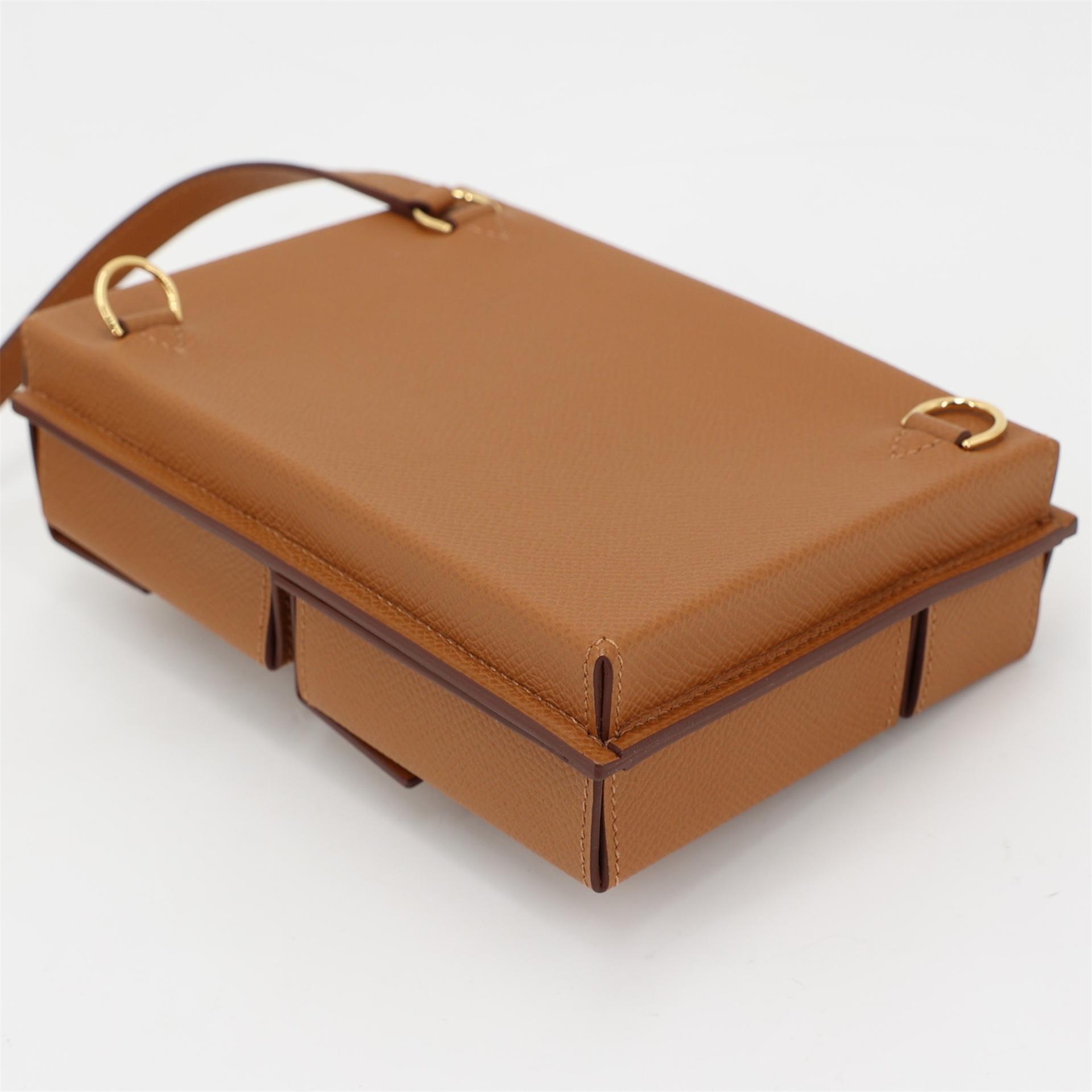 Brand New ( Rank N ) HERMÈS Kelly Multipocket To Go Pouch Gold (37) Epsom Gold hardware W (2024) - 6