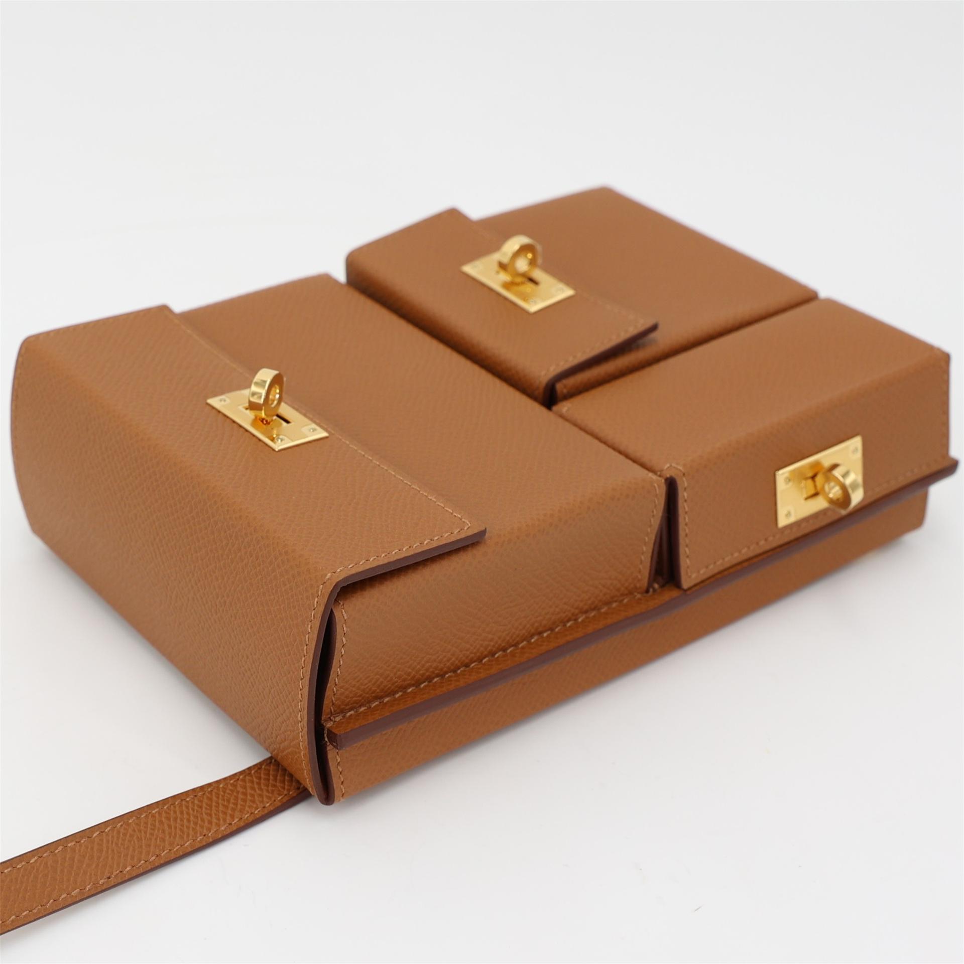 Brand New ( Rank N ) HERMÈS Kelly Multipocket To Go Pouch Gold (37) Epsom Gold hardware W (2024) - 8