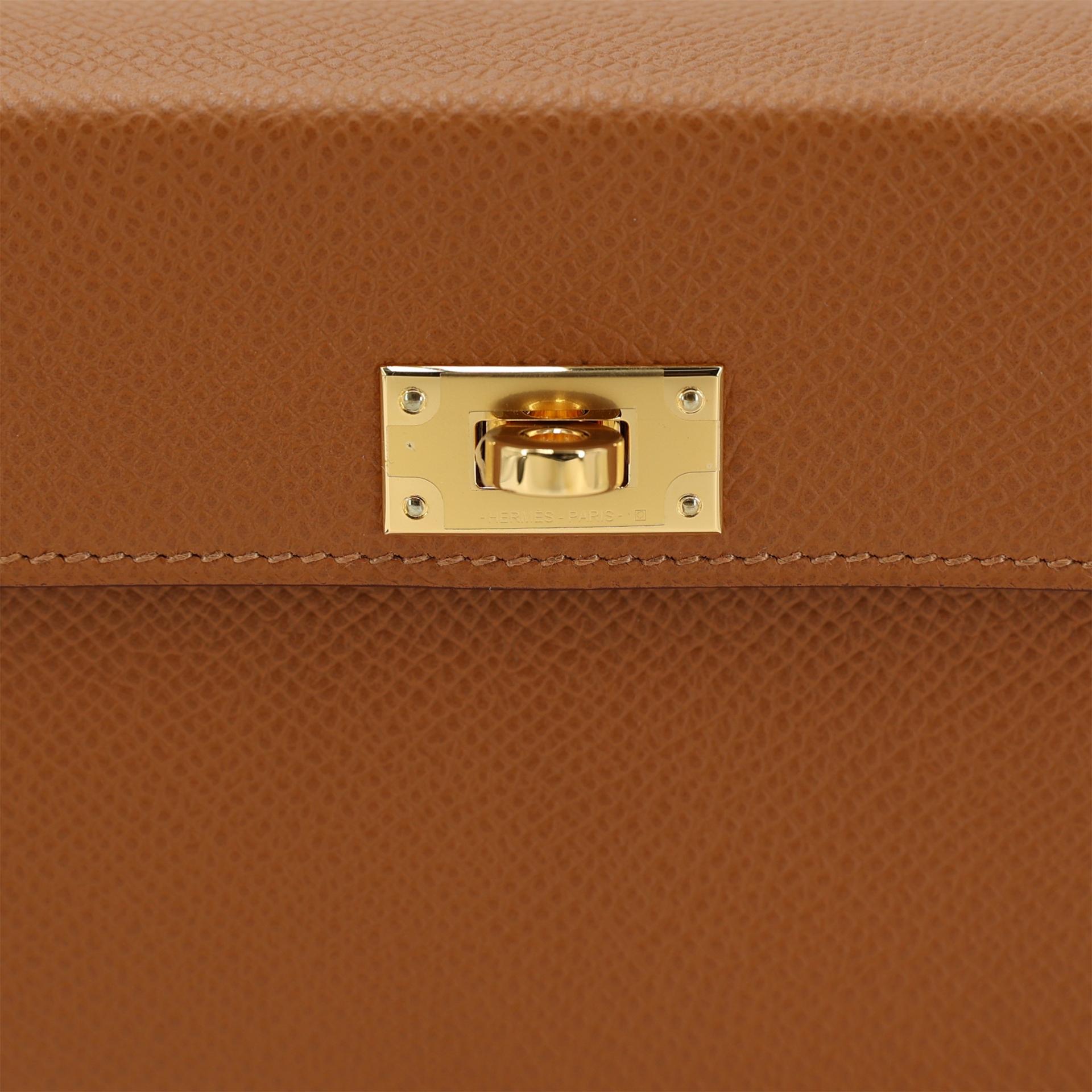 Brand New ( Rank N ) HERMÈS Kelly Multipocket To Go Pouch Gold (37) Epsom Gold hardware W (2024) - 12