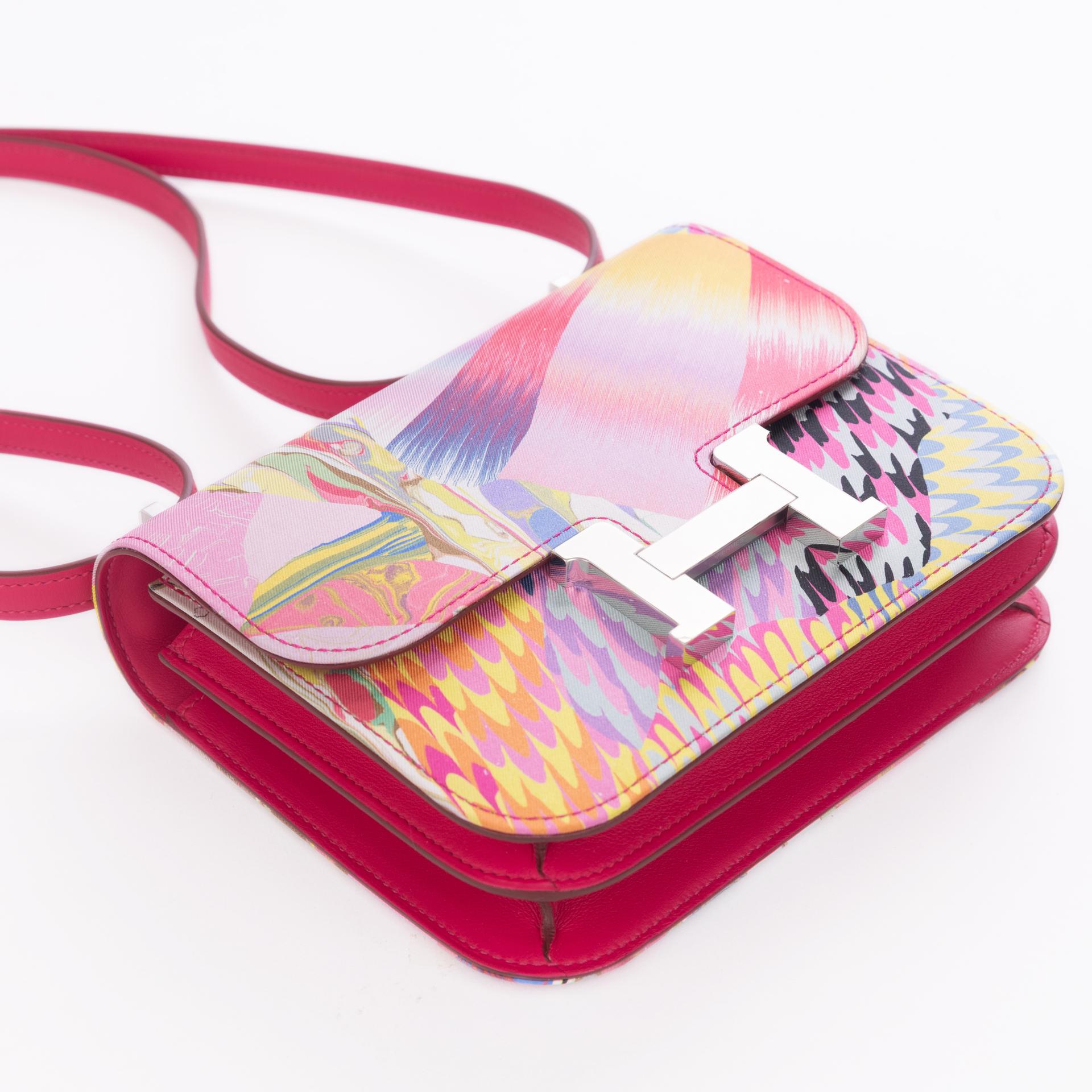 Very Good ( Rank A) HERMÈS Limited Edition Constance Mini MARBLE SILK Multi-color silk Palladium hardware Z (2021) - 4