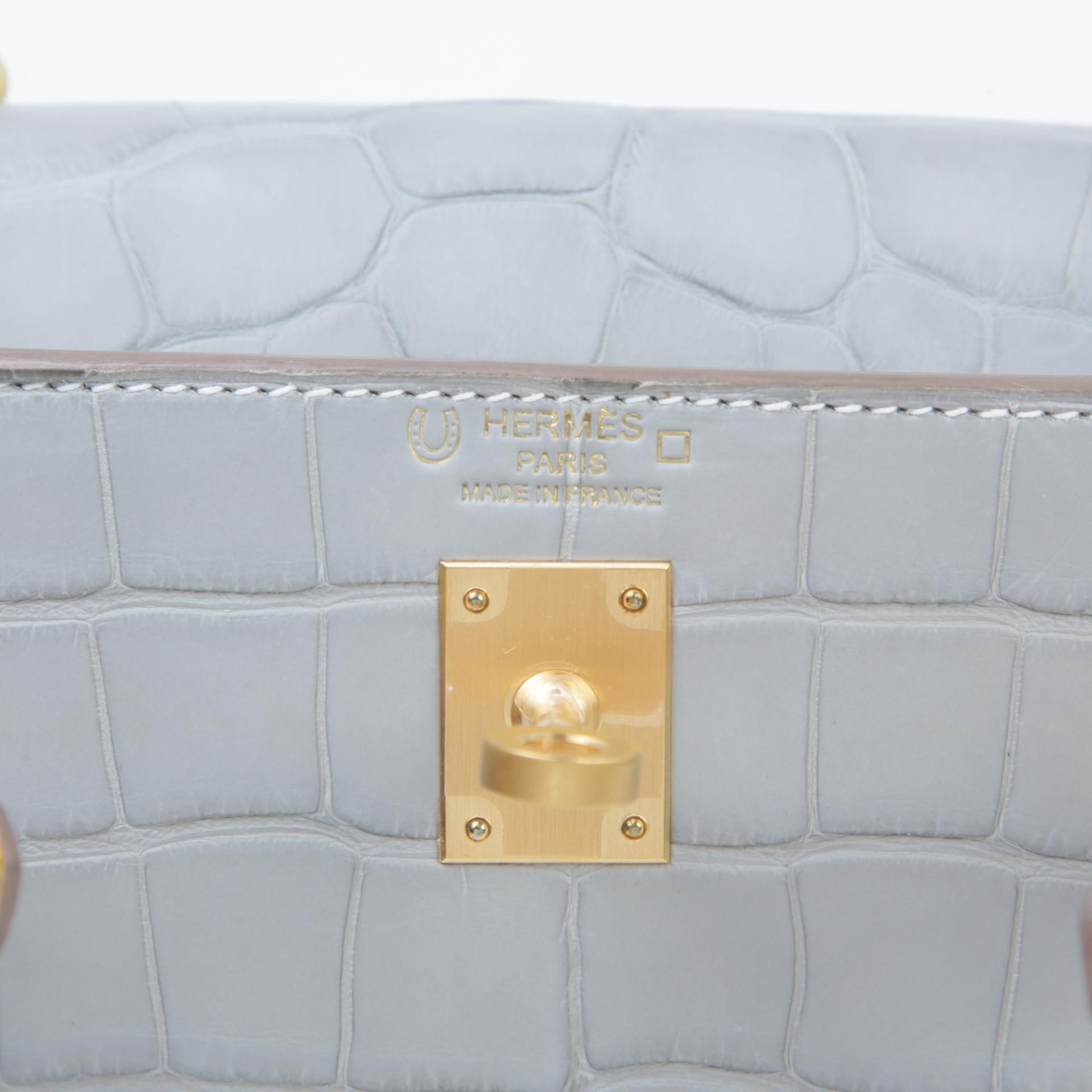 Unused ( Rank NS ) HERMÈS Kelly 25 Gris Perle (80) Jaune Citron (9N) Matte Alligator Brushed Gold hardware Z (2021) - 9