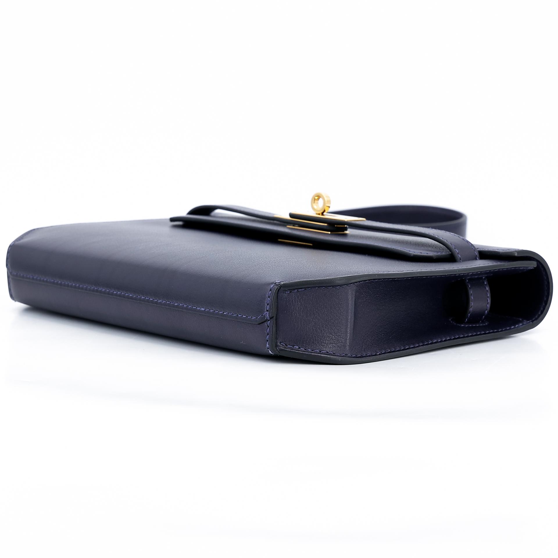Very Good ( Rank A) HERMÈS Kelly depeches 25 Bleu Nuit (2Z) Evergrain Gold hardware Z (2021) - 5