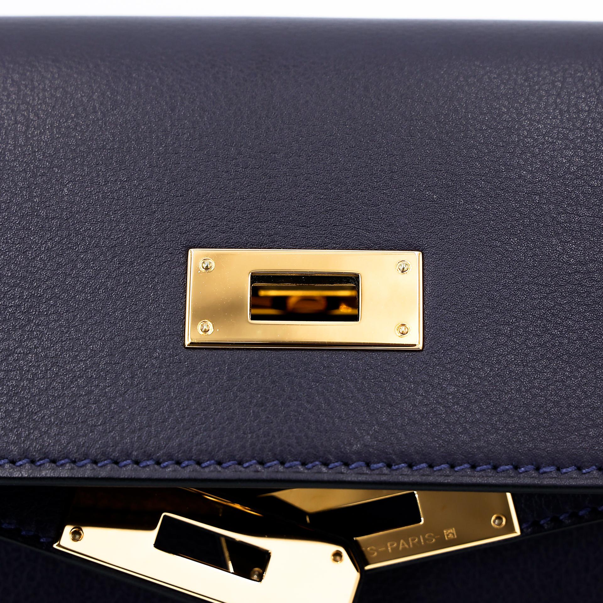 Very Good ( Rank A) HERMÈS Kelly depeches 25 Bleu Nuit (2Z) Evergrain Gold hardware Z (2021) - 15