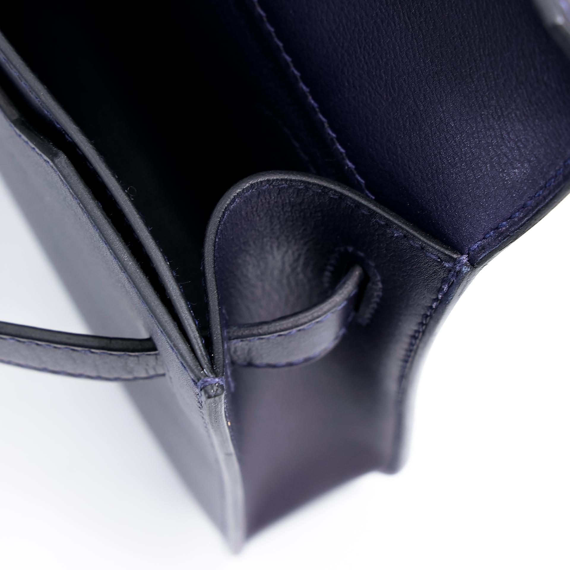 Very Good ( Rank A) HERMÈS Kelly depeches 25 Bleu Nuit (2Z) Evergrain Gold hardware Z (2021) - 24