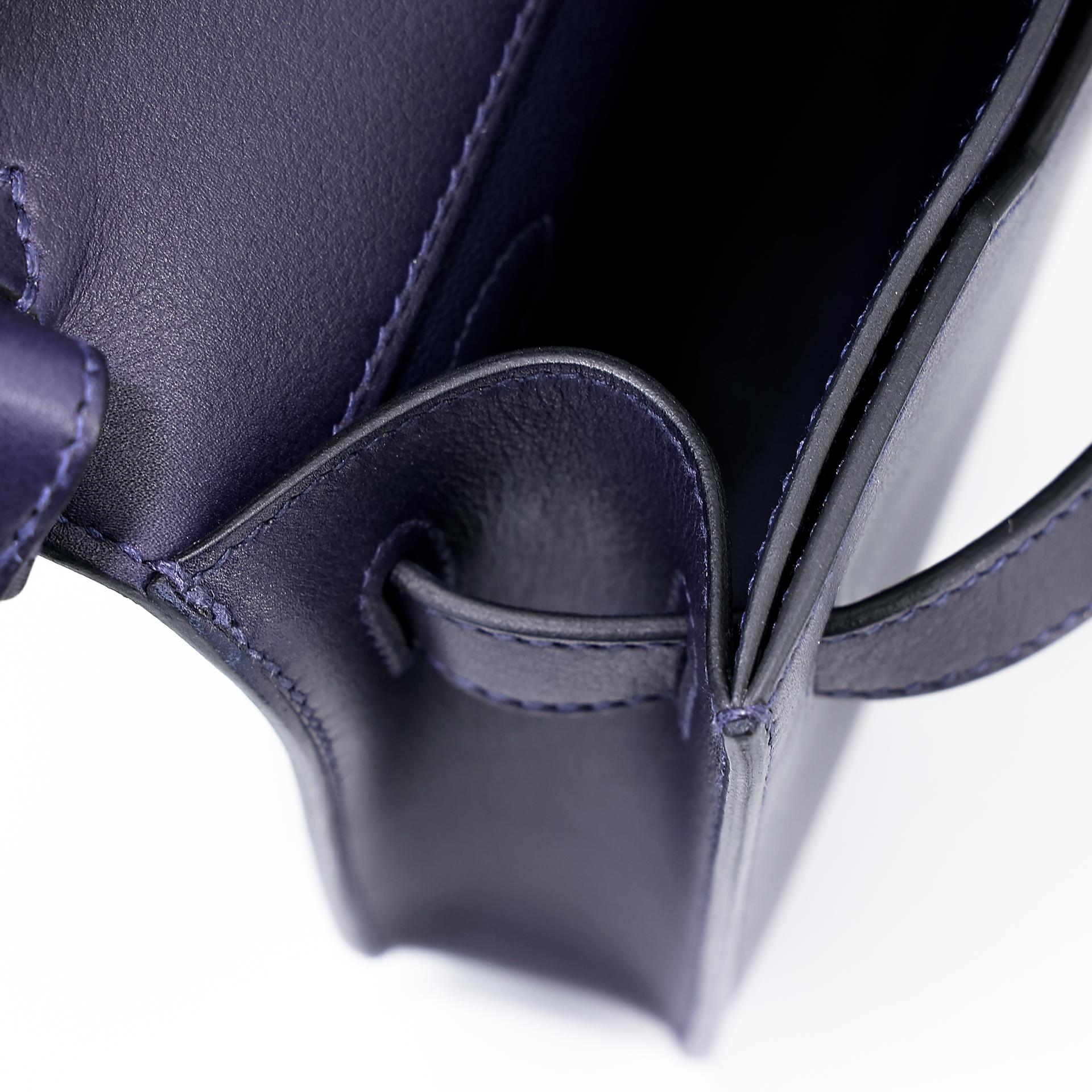 Very Good ( Rank A) HERMÈS Kelly depeches 25 Bleu Nuit (2Z) Evergrain Gold hardware Z (2021) - 25
