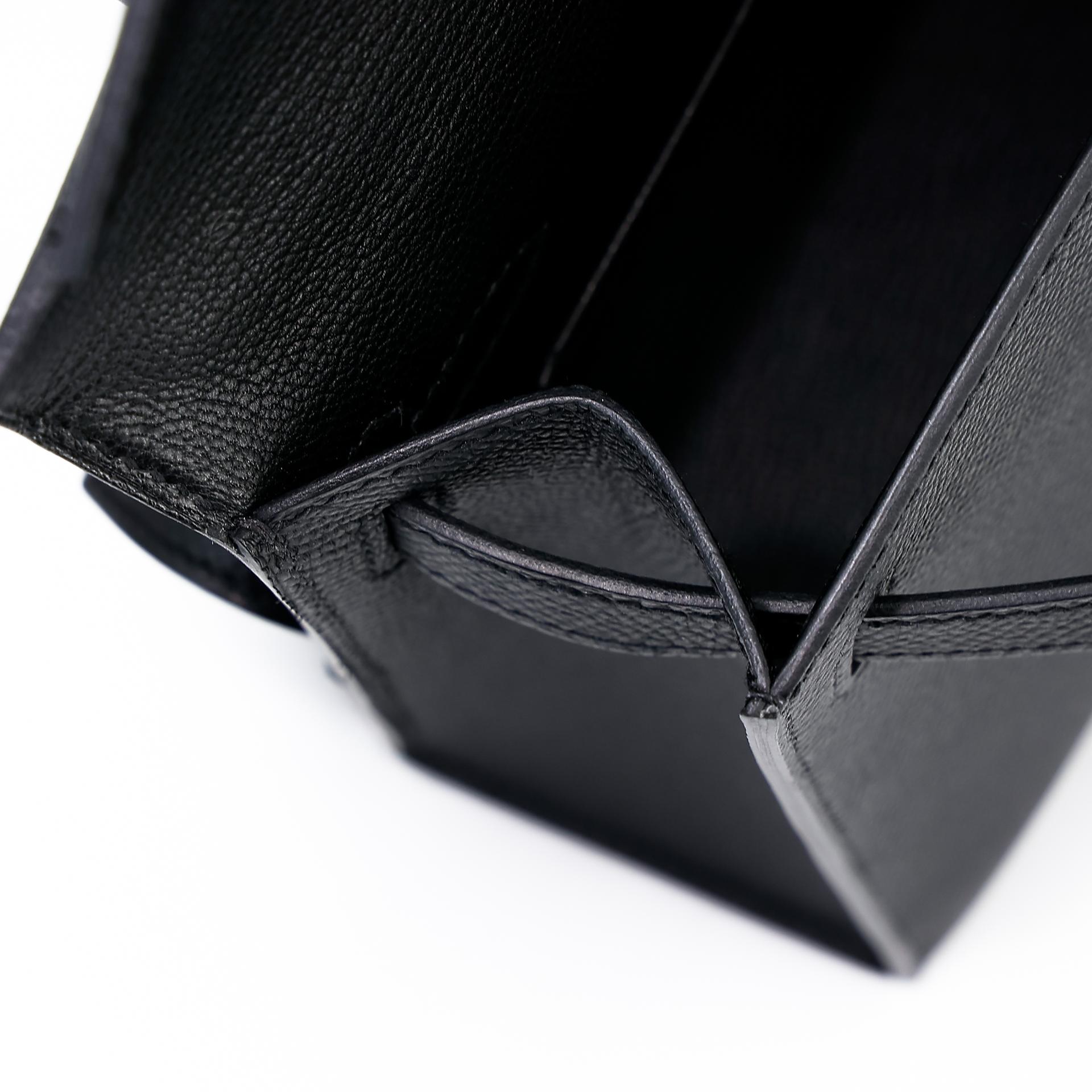 Brand New ( Rank N ) HERMÈS Limited Edition Kelly 20 en Desordre Black (89) Epsom Gold hardware B (2023) - 18