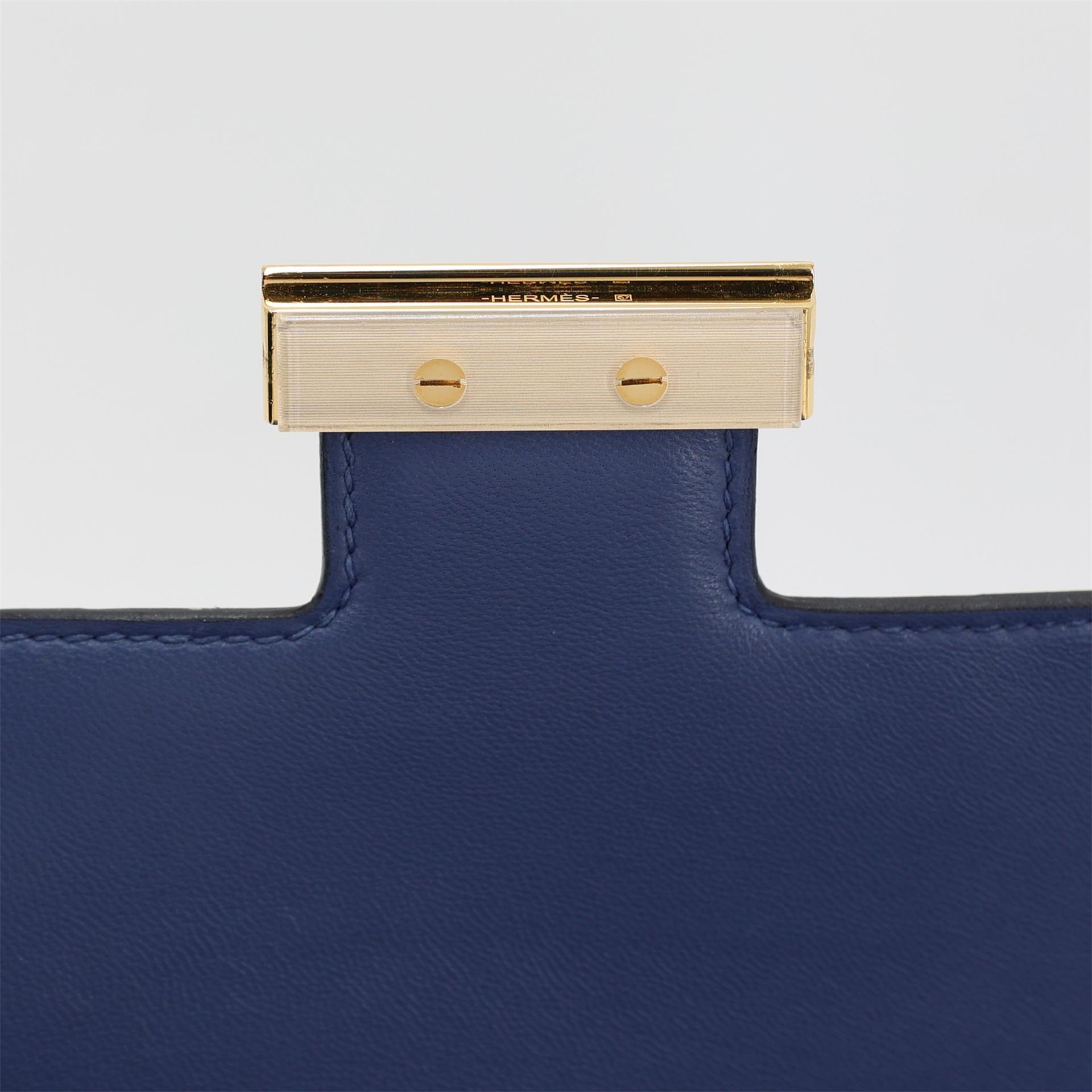 Very Good ( Rank A) HERMÈS Constance 24 Bleu Brighton (7E) Evercolor Gold hardware C (2018) - 10