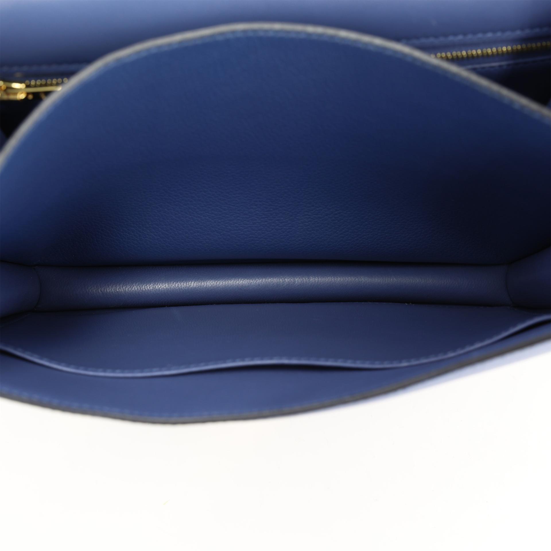 Very Good ( Rank A) HERMÈS Constance 24 Bleu Brighton (7E) Evercolor Gold hardware C (2018) - 13