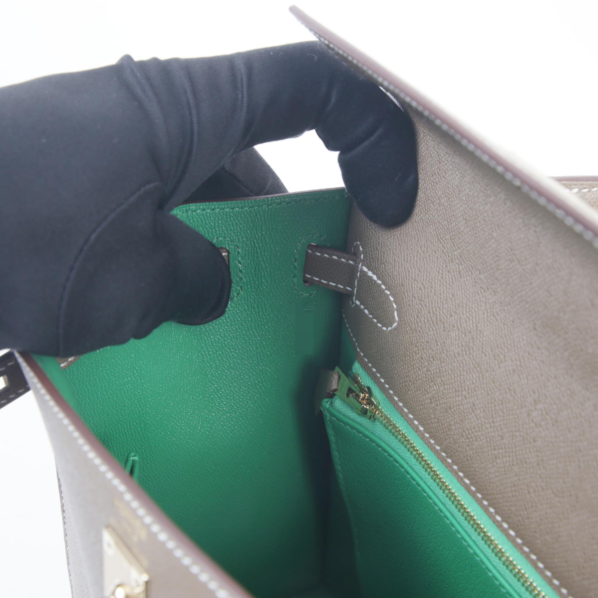 Unused ( Rank NS ) HERMÈS Kelly 25 Sellier Verso Etoupe (18) Bamboo (1K) Madame Permabrass hardware W (2024) - 13