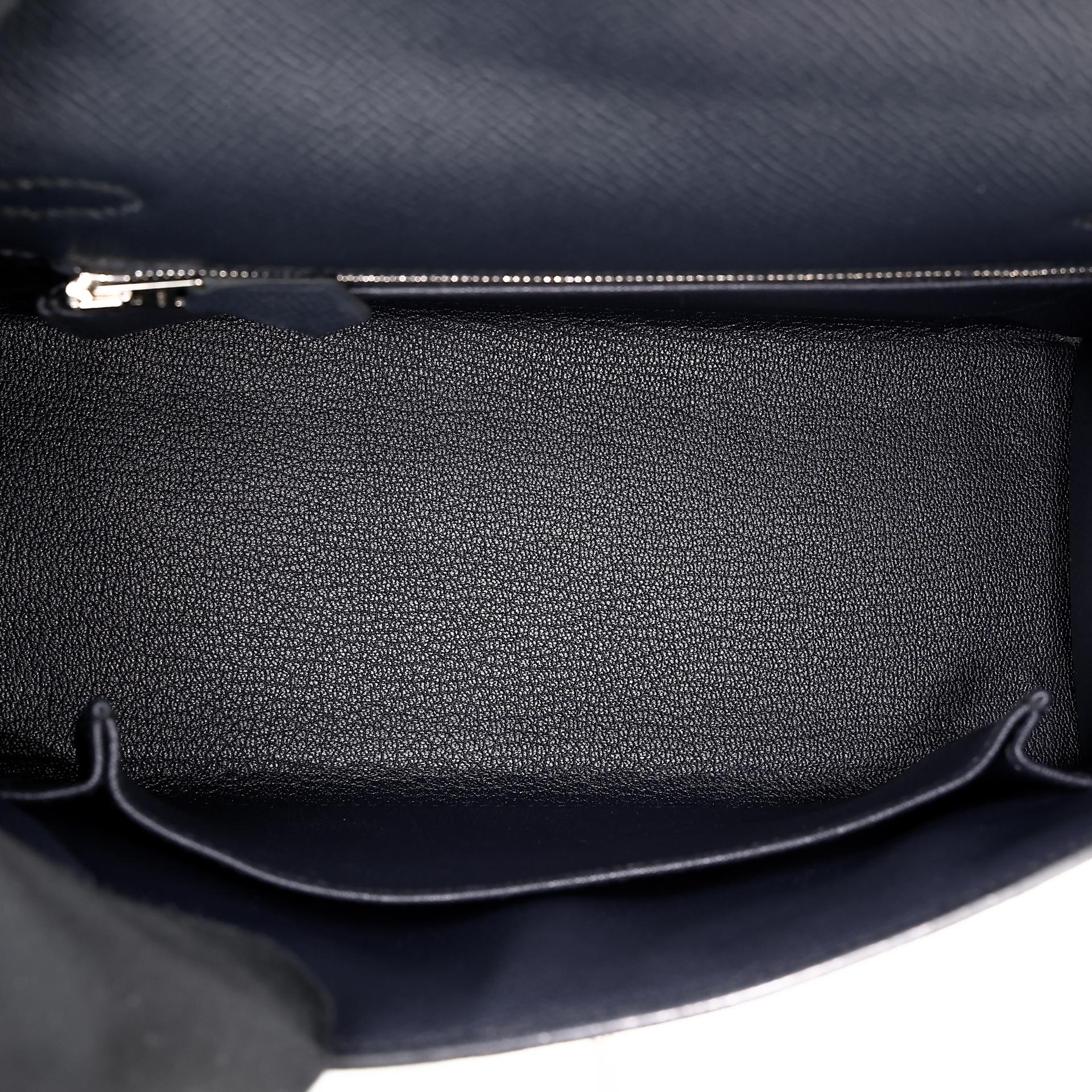 Very Good ( Rank A) HERMÈS Kelly 25 Sellier Bleu Indigo (76) Epsom Palladium hardware C (2018) - 23