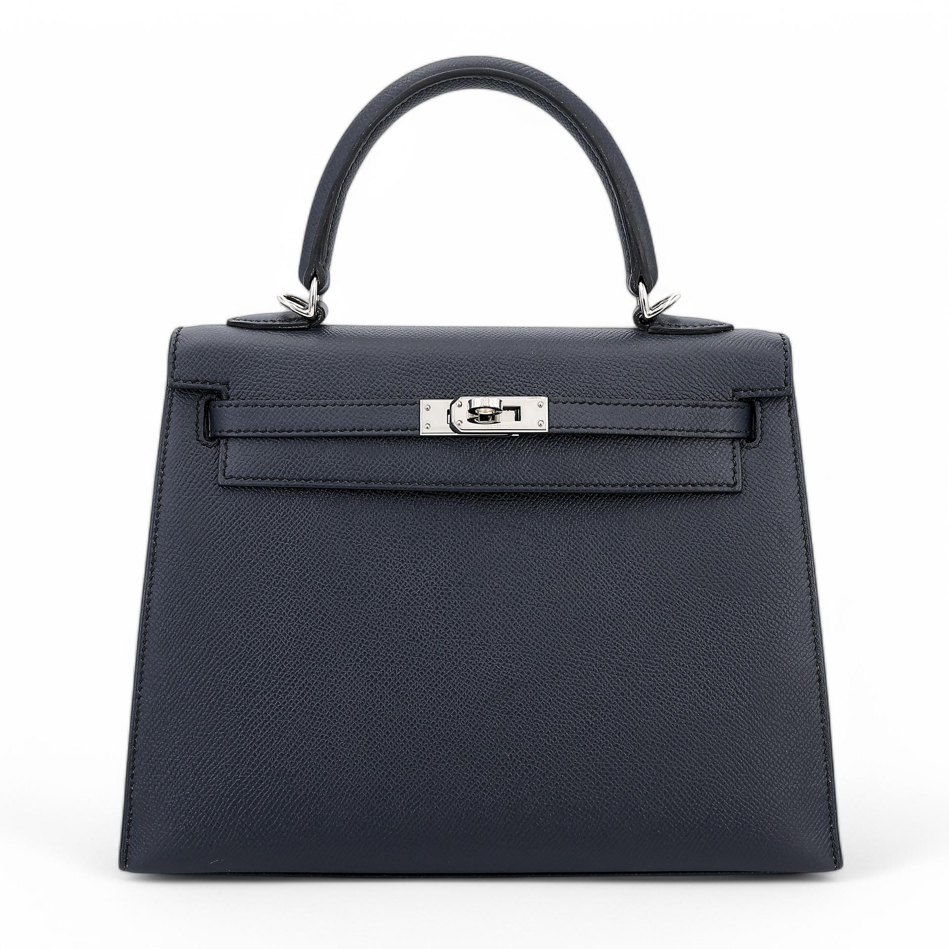 Very Good ( Rank A) HERMÈS Kelly 25 Sellier Bleu Indigo (76) Epsom Palladium hardware C (2018) - 1
